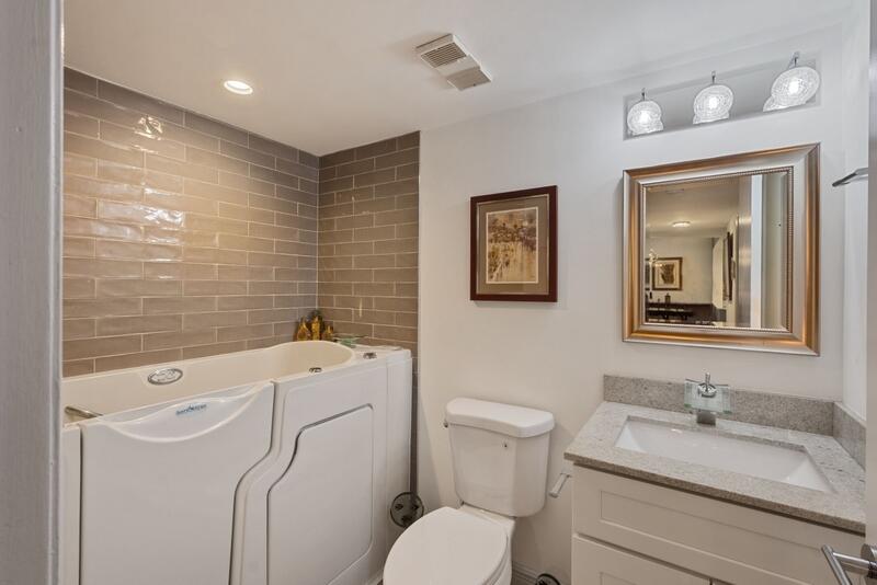 4955 E Sabal Palm Boulevard 107 Property Photo 8