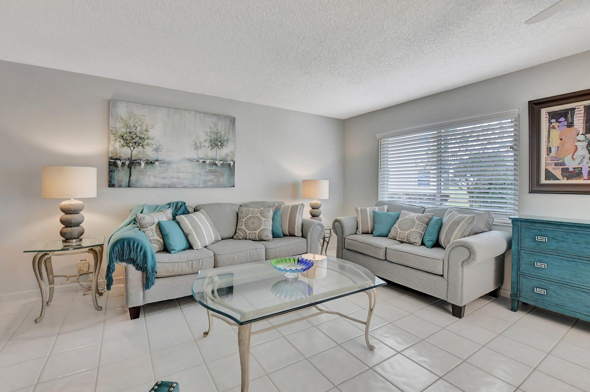 204 Burgundy E Property Photo 4