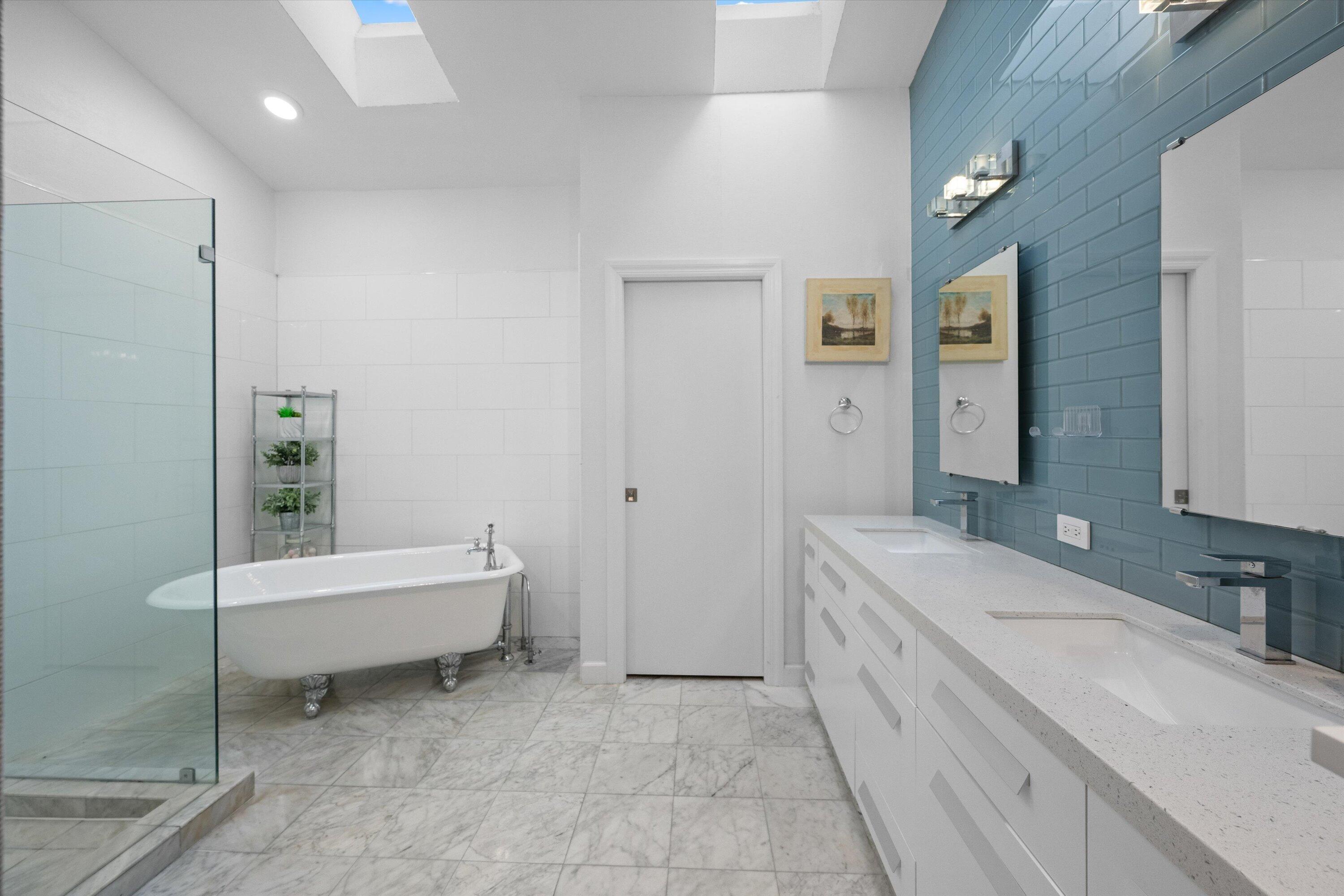 2467 Muir Circle Property Photo 25