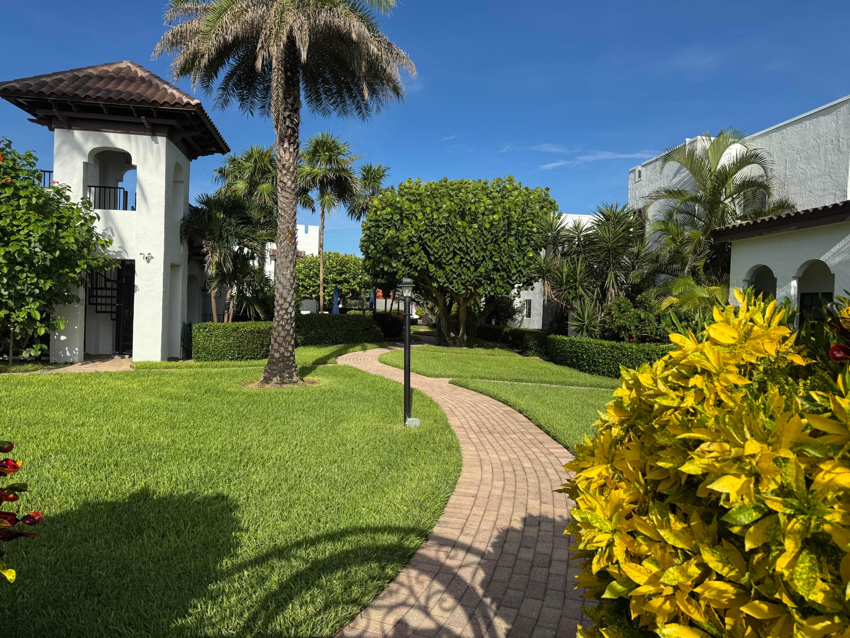 200 S Ocean Boulevard Property Photo 1