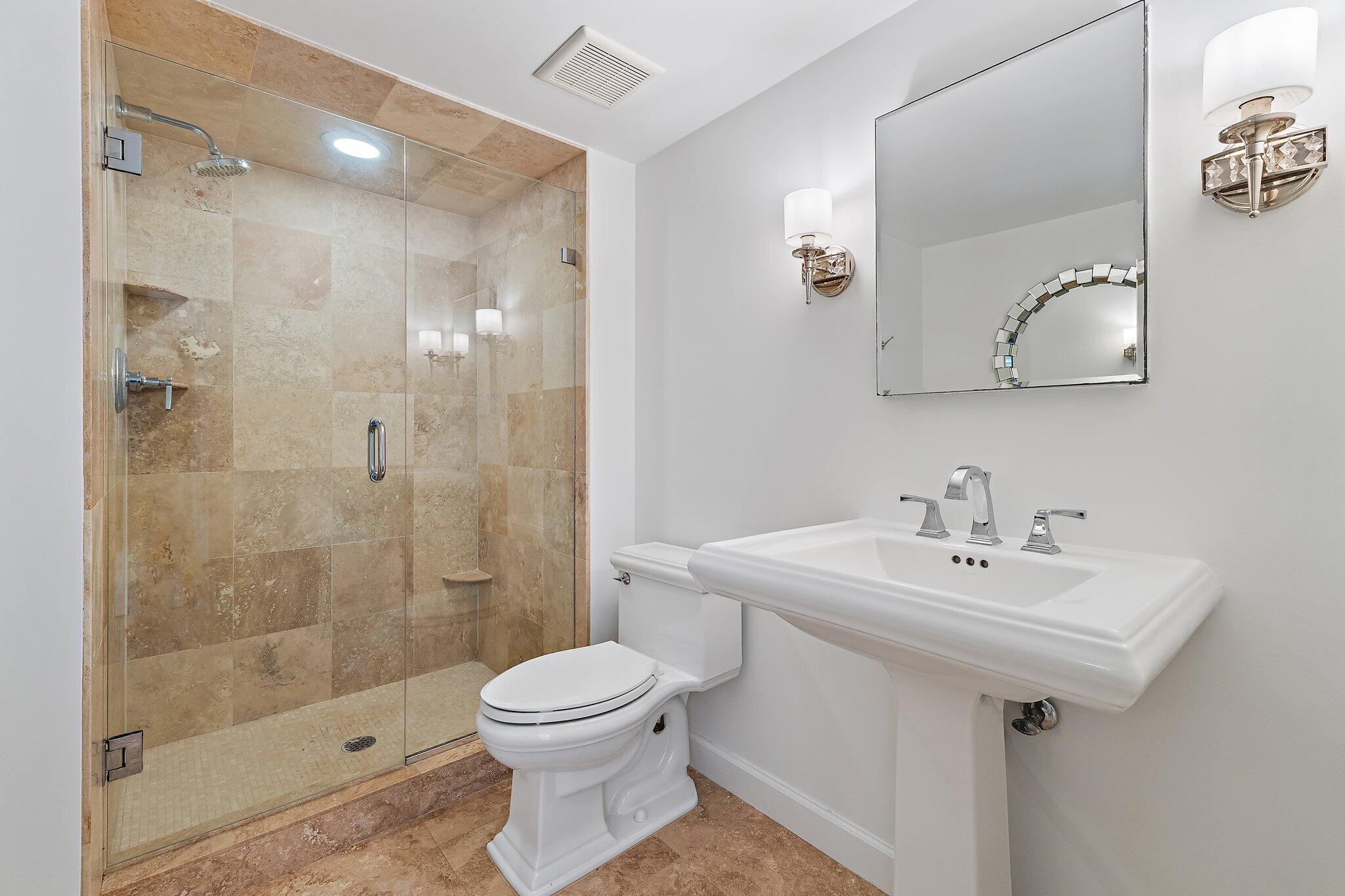 900 Ocean Drive 705 Property Photo 30