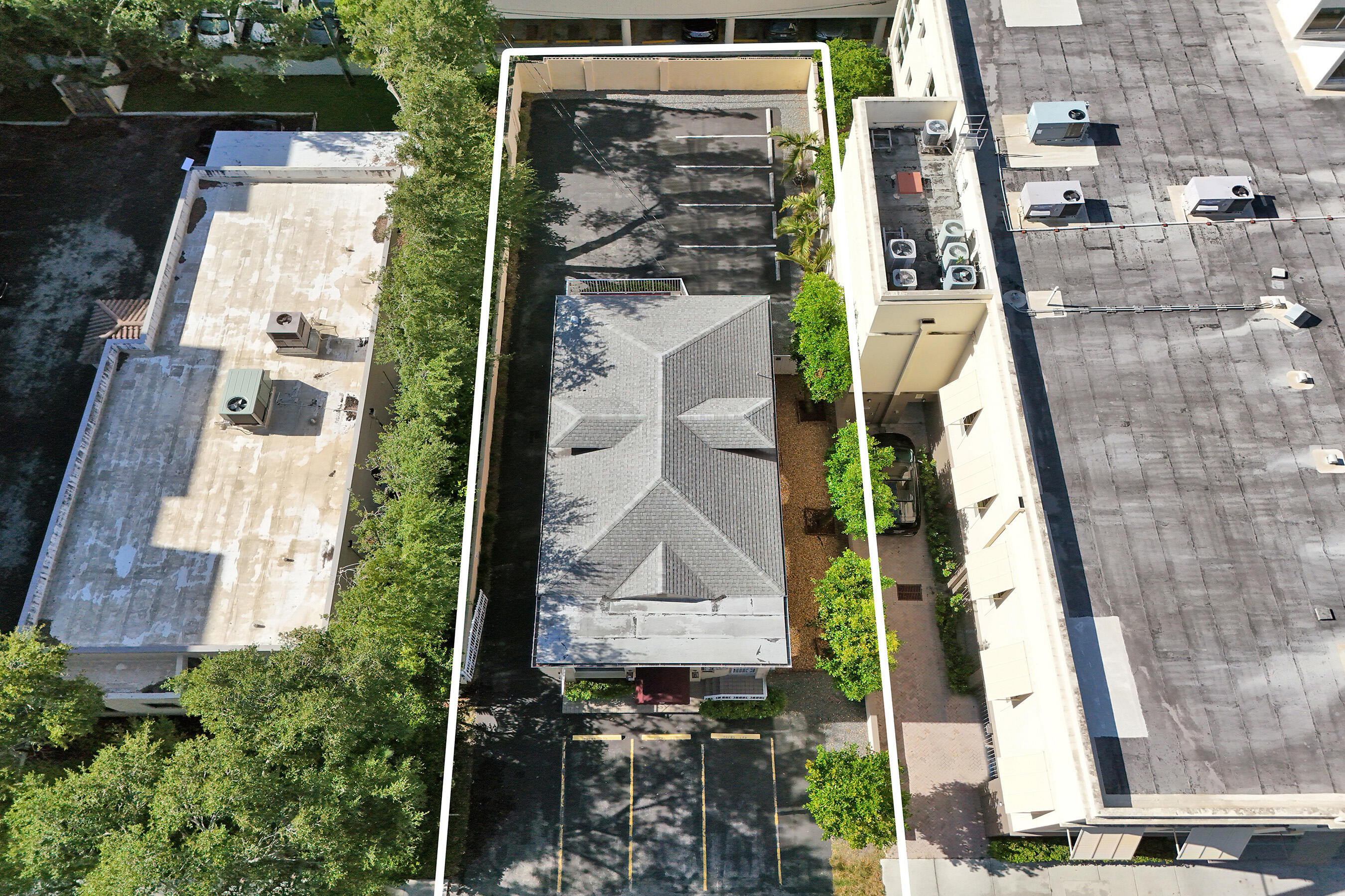 8 Se 8th Street Property Photo 3