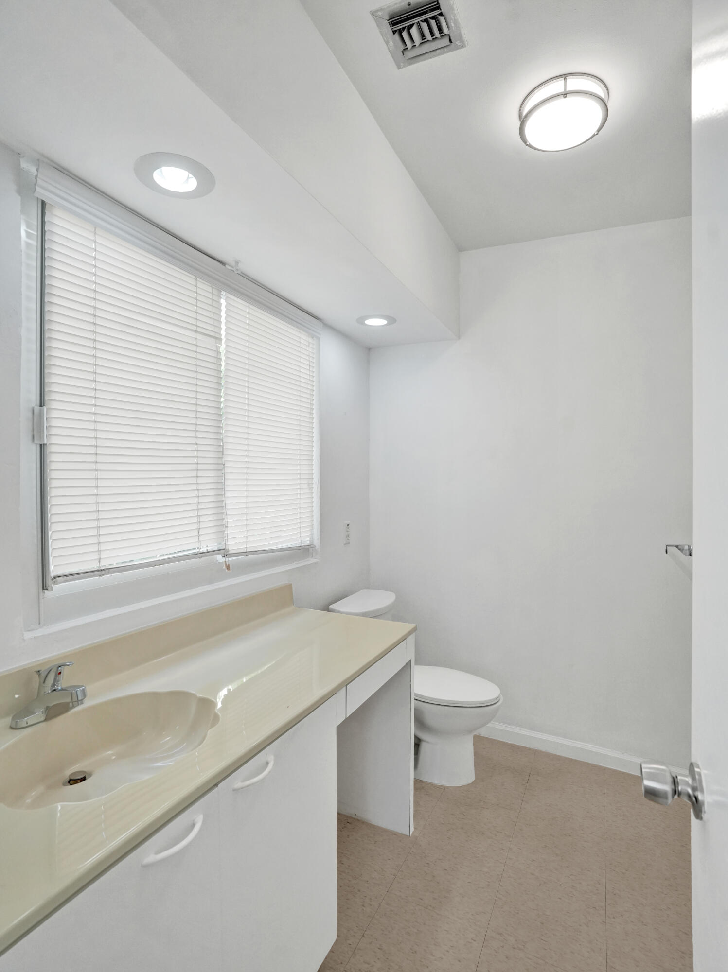 8 Se 8th Street Property Photo 40