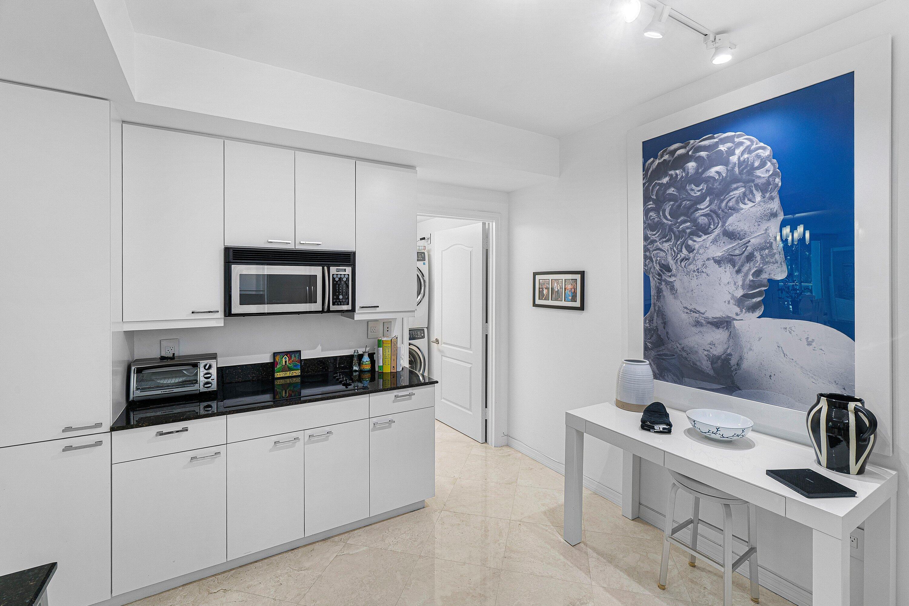 550 Se Mizner Boulevard B309 Property Photo 13