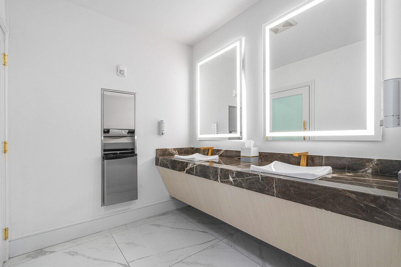 550 Se Mizner Boulevard B309 Property Photo 39