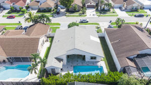 21035 Rustlewood Avenue Property Photo 1