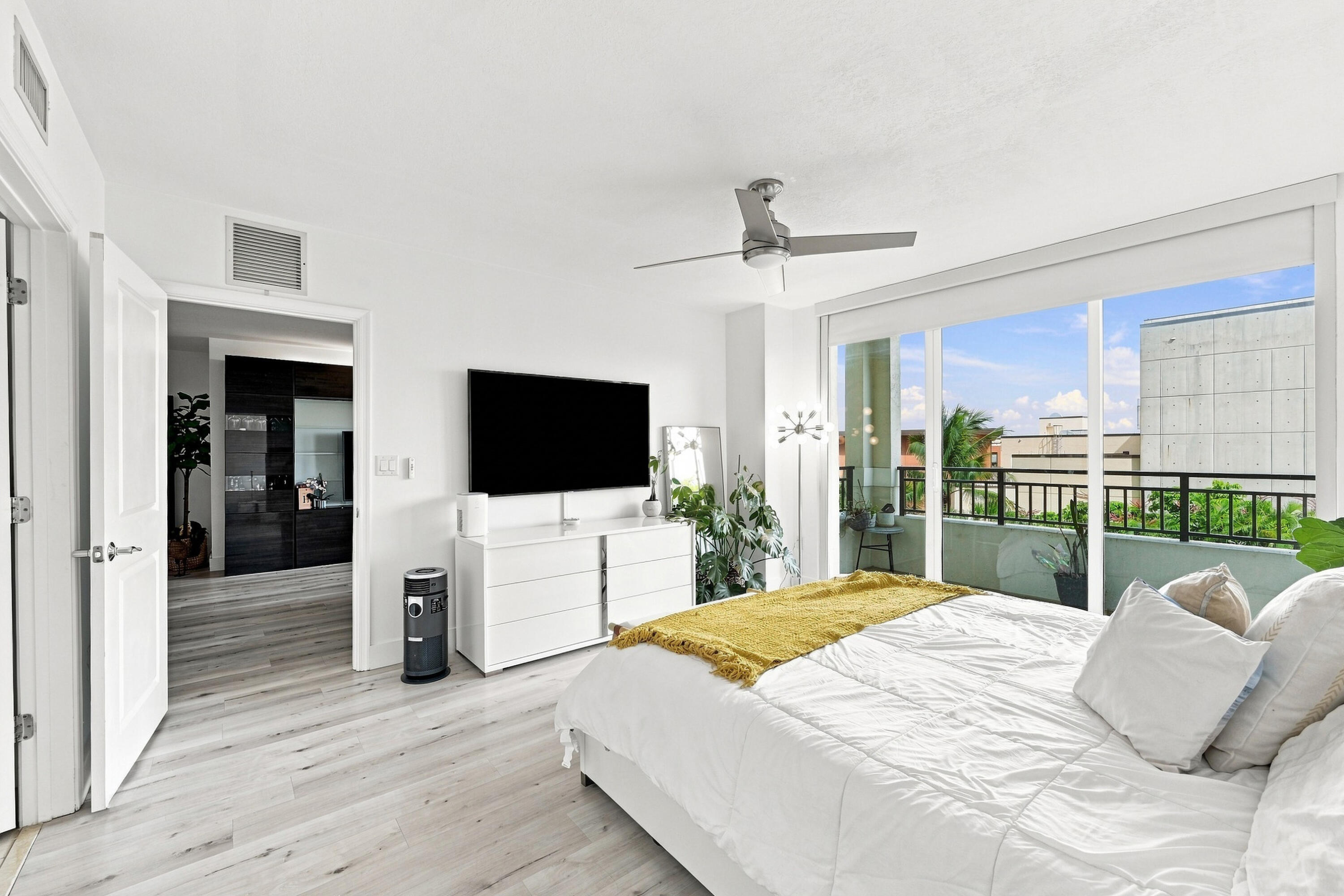 610 W Las Olas Boulevard 416n Property Photo 9