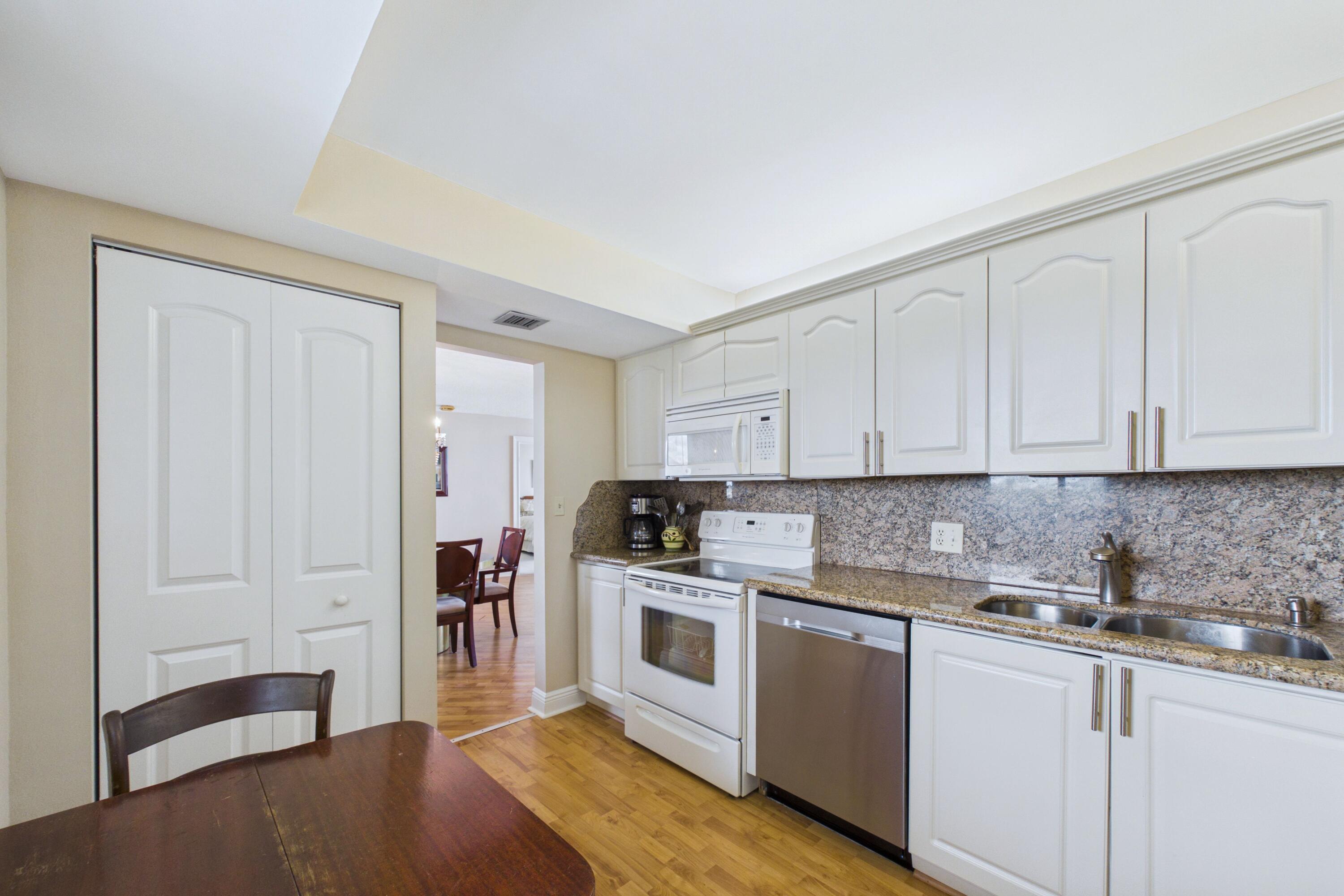 300 Ocean Trail Way 1407 Property Photo 13