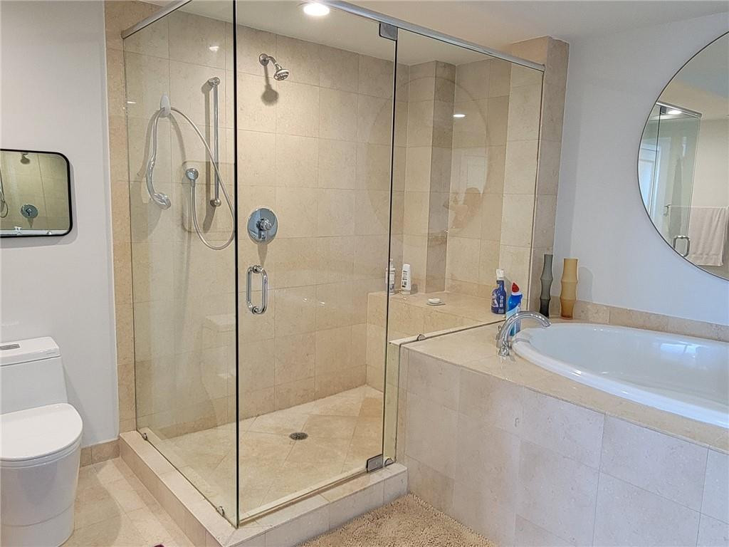 1830 S Ocean Drive 5111 Property Photo 9