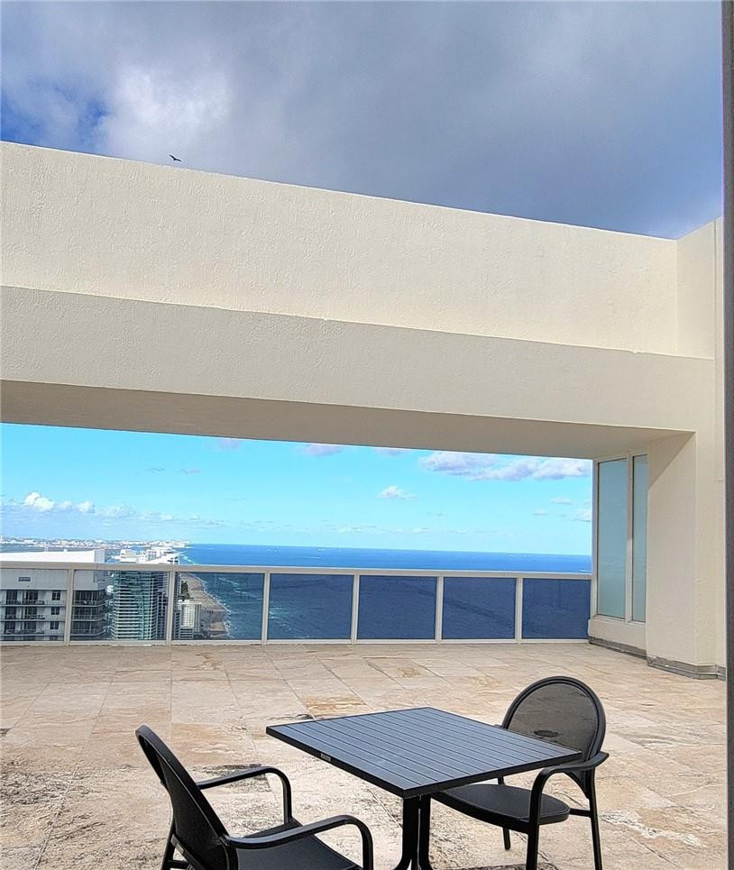 1830 S Ocean Drive 5111 Property Photo 22
