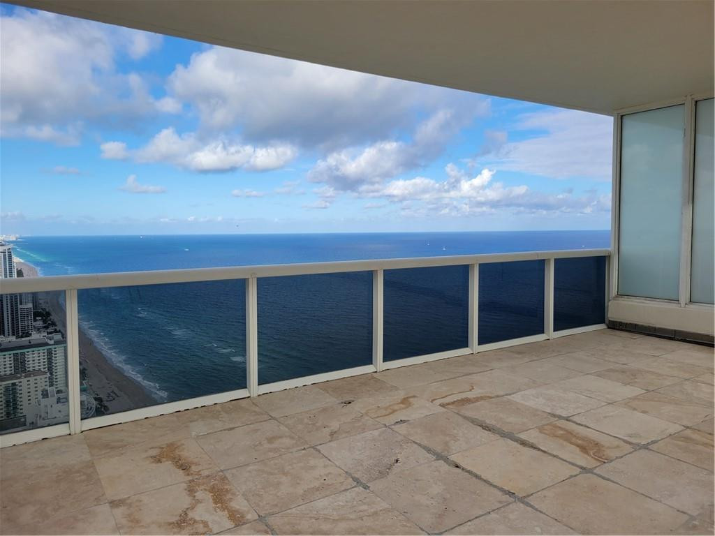 1830 S Ocean Drive 5111 Property Photo 24