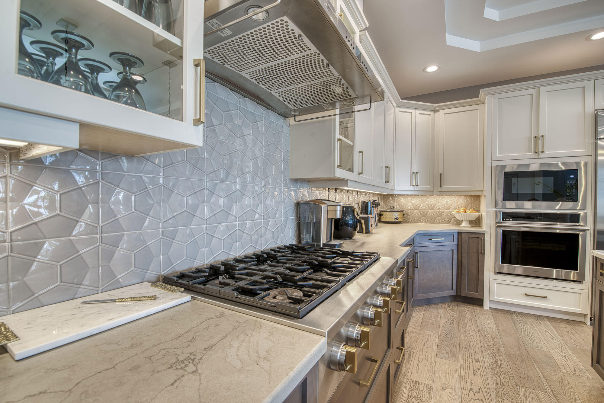 7683 Pelican Pointe Drive Property Photo 19