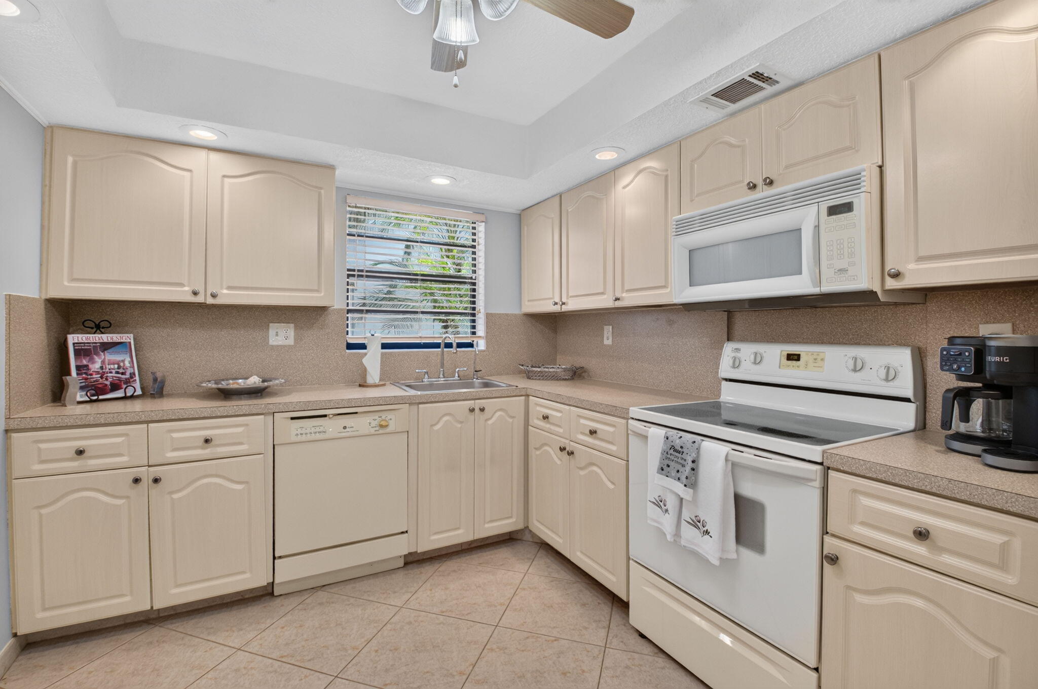 544 Piedmont L Property Photo 1