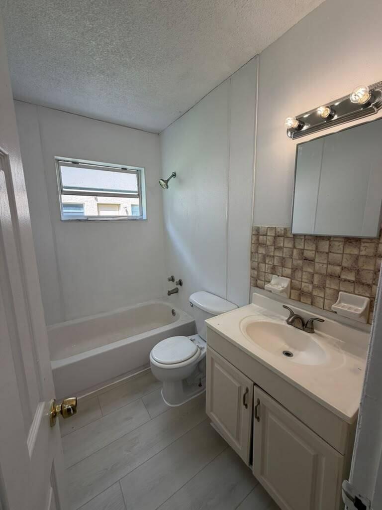 403 Nw 2nd Street Property Photo 7