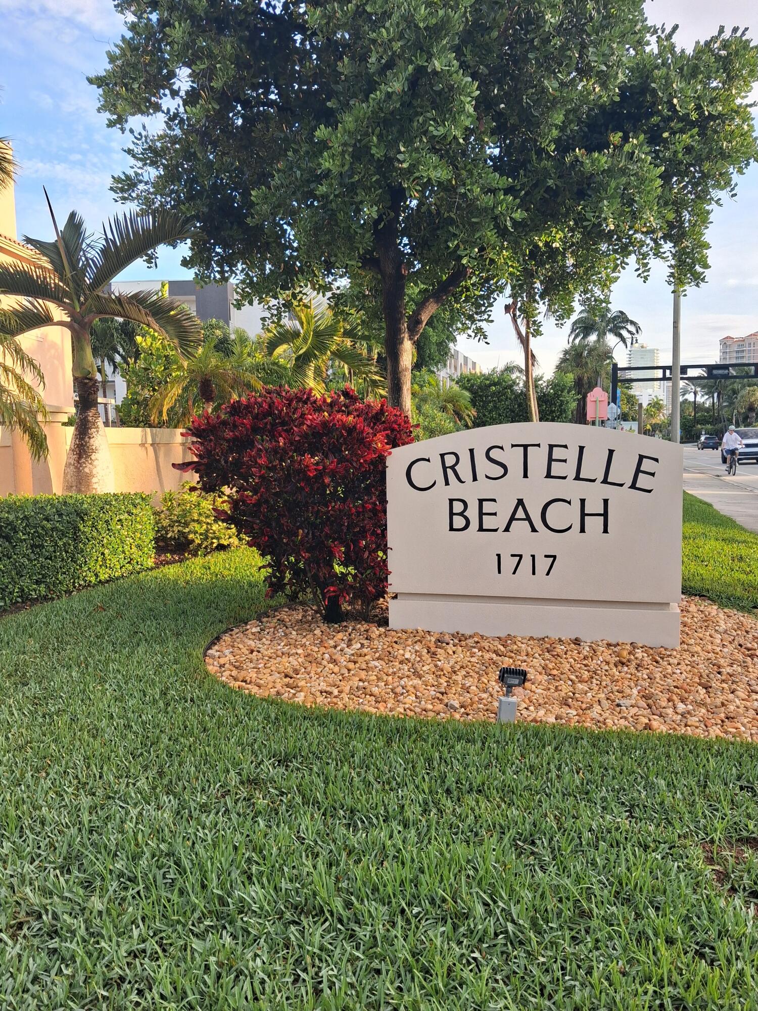 1717 S Ocean Boulevard 21