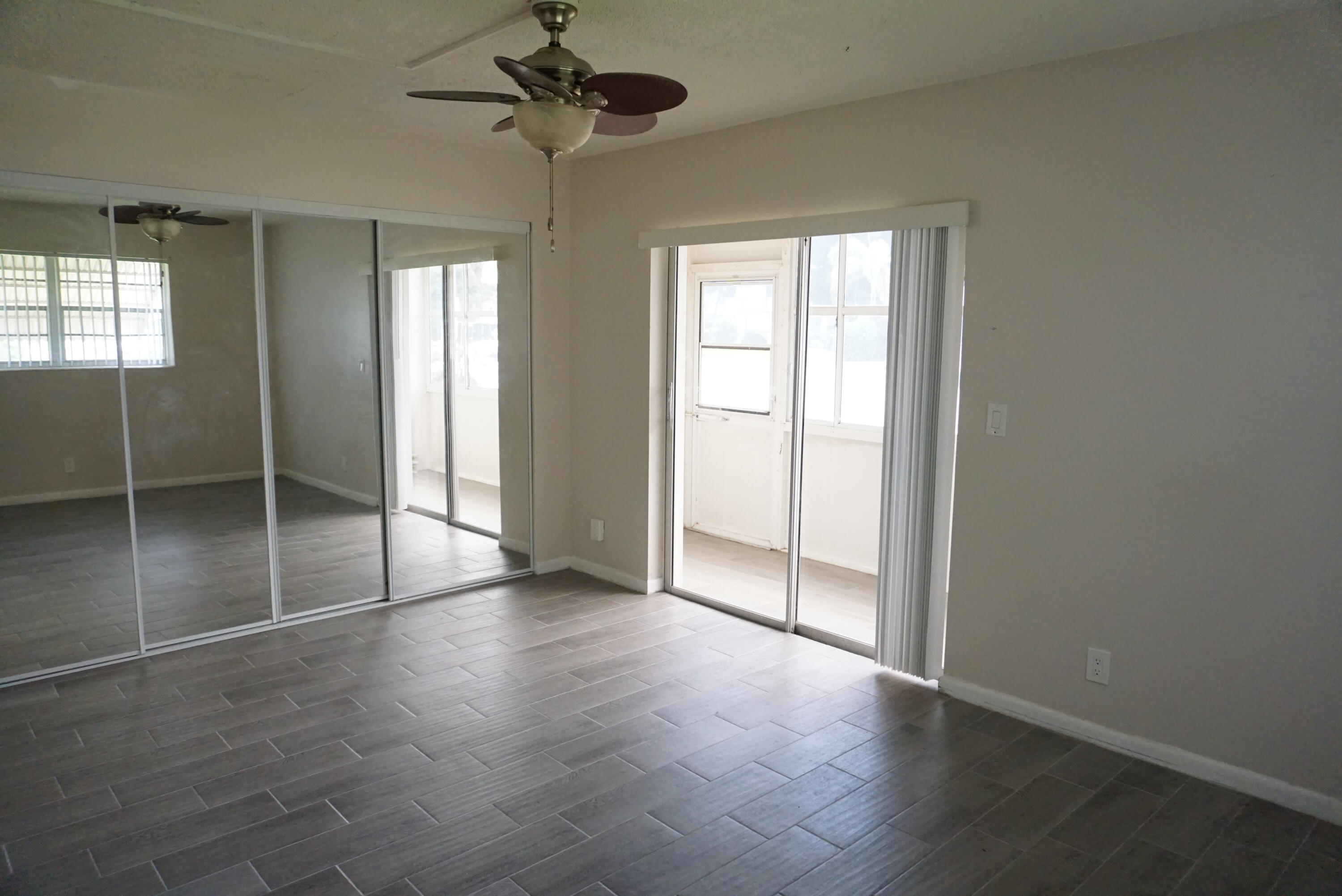 249 Sheffield K Property Photo 6