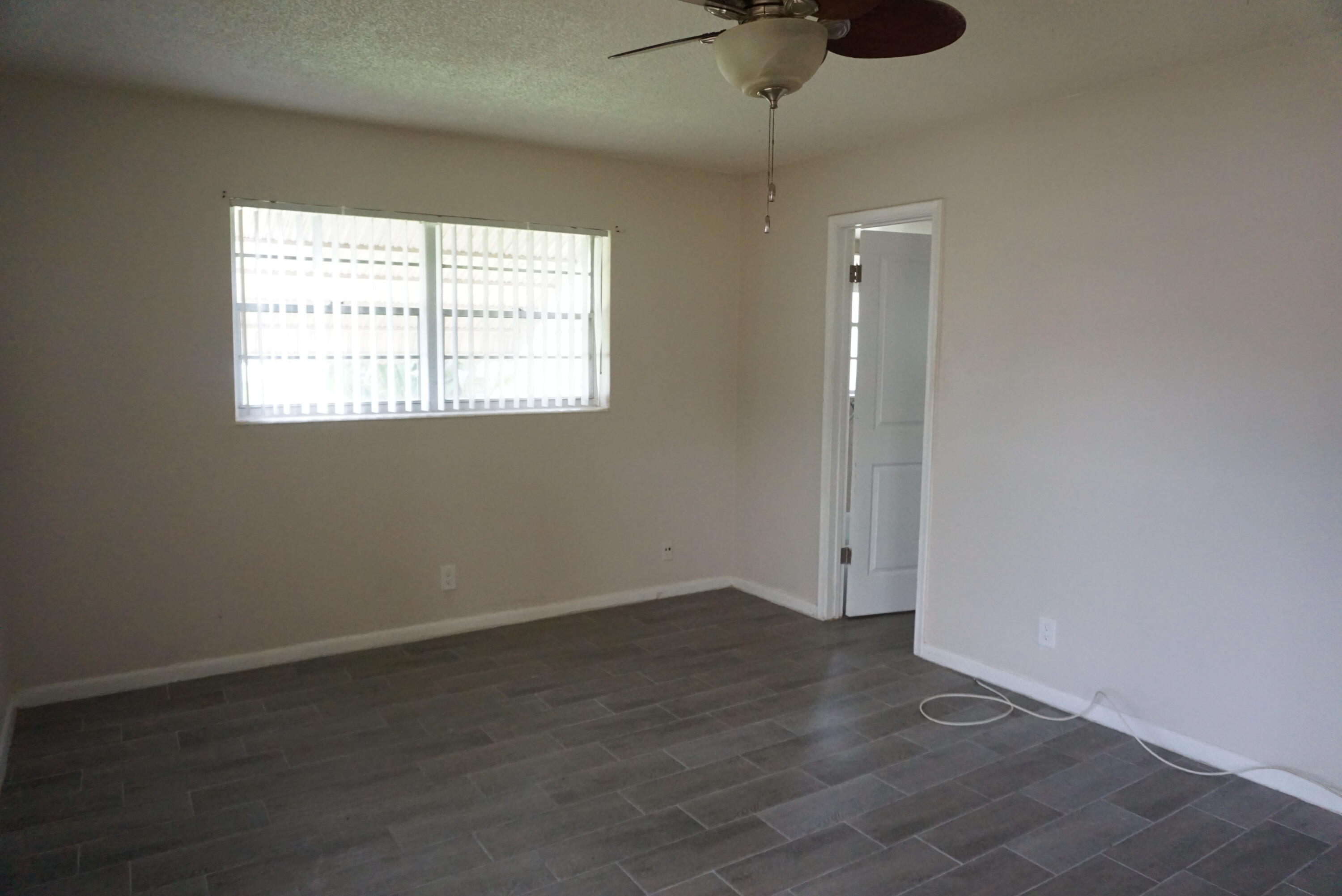 249 Sheffield K Property Photo 7