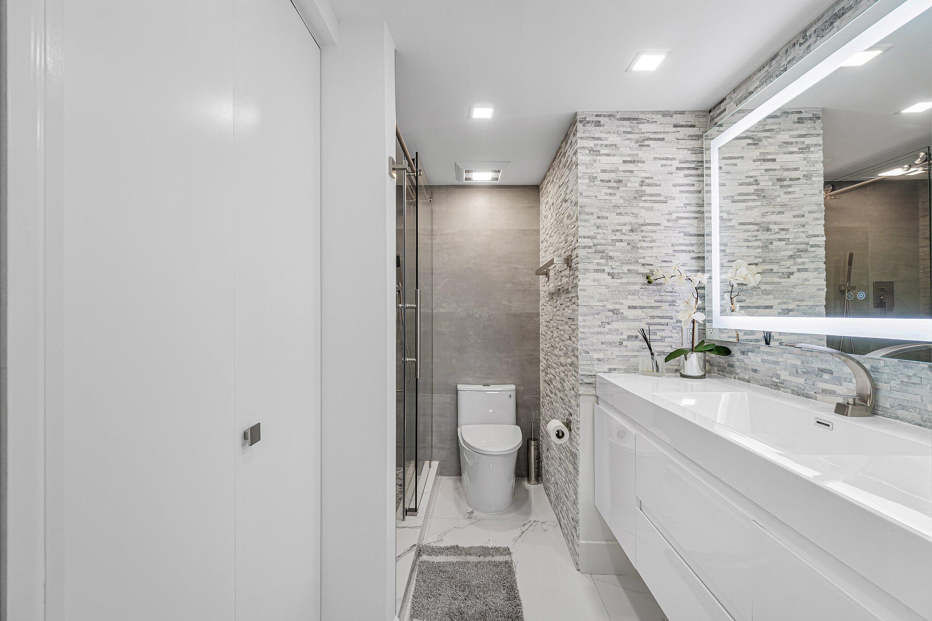 4017 Newcastle A Property Photo 28