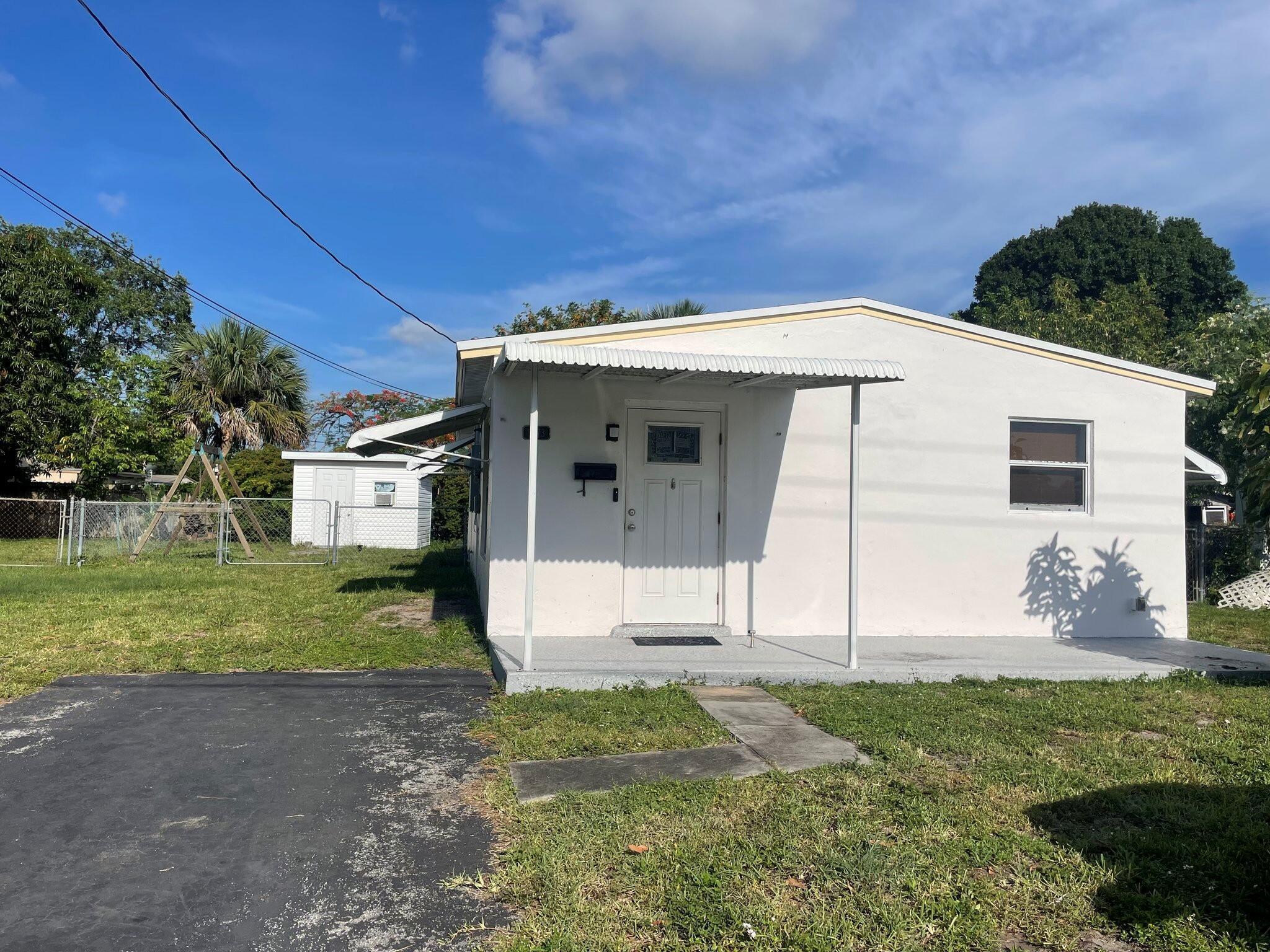 2573 NW 58th Avenue