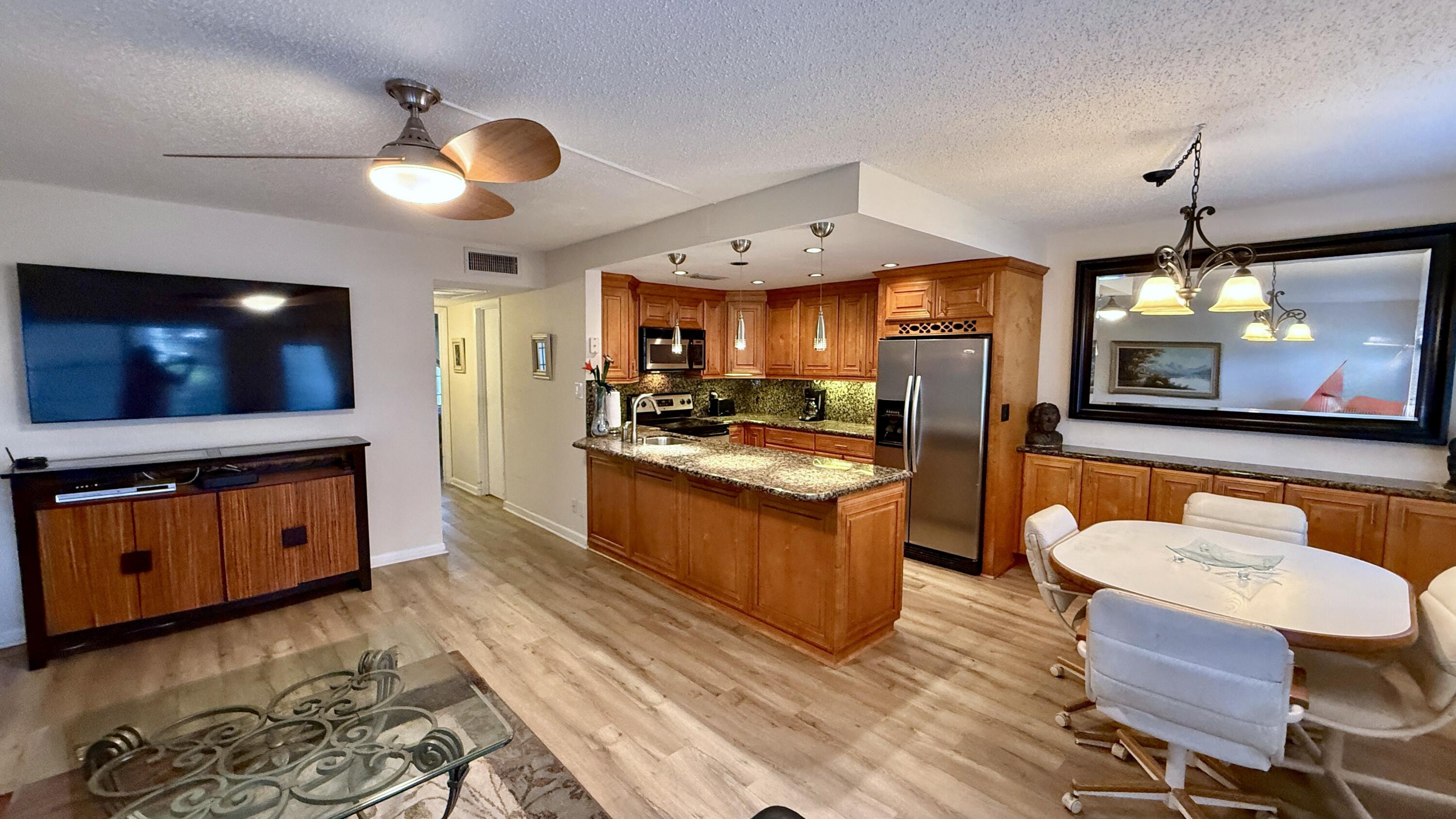 171 Grantham E Property Photo 5