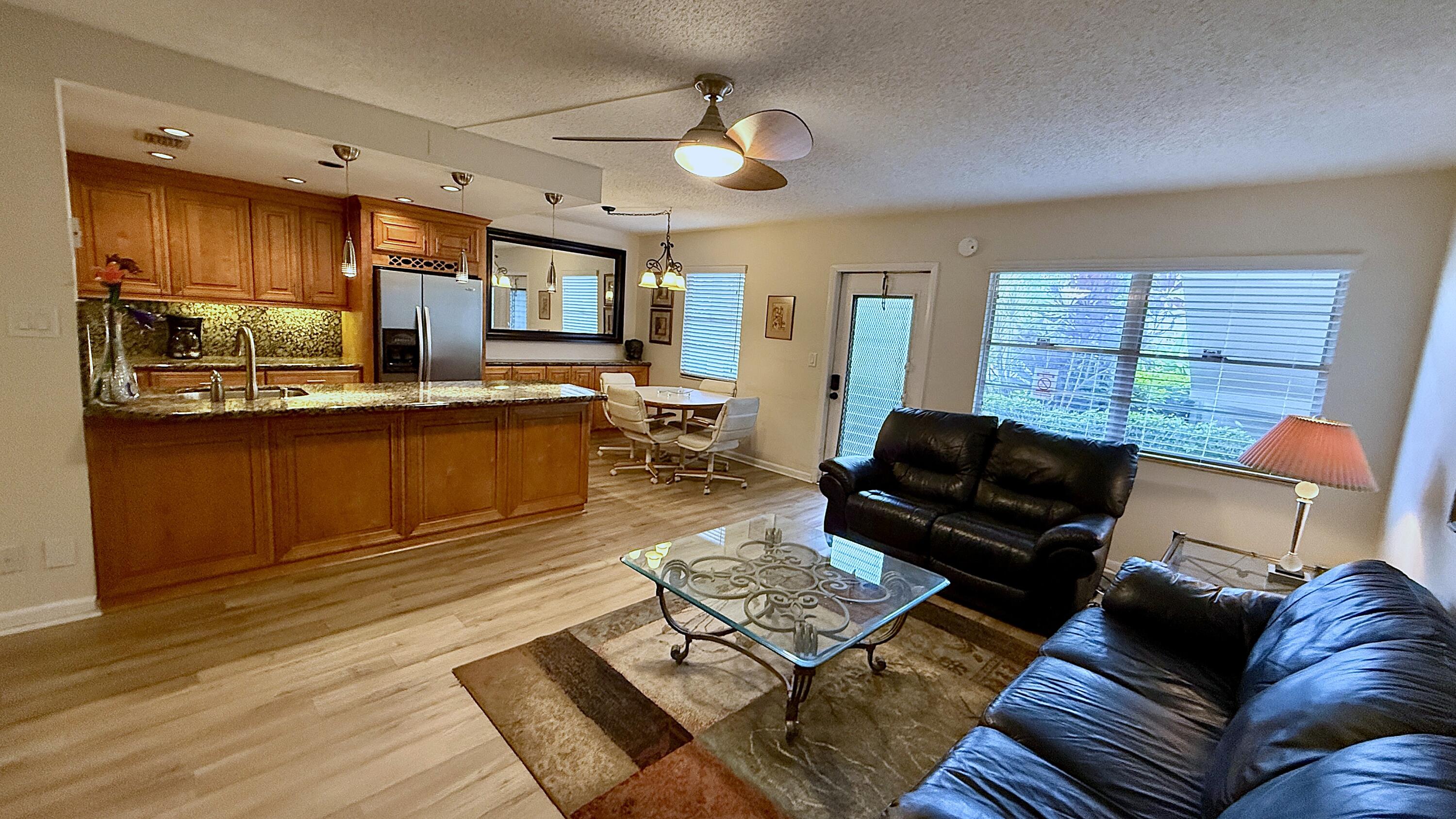 171 Grantham E Property Photo 8
