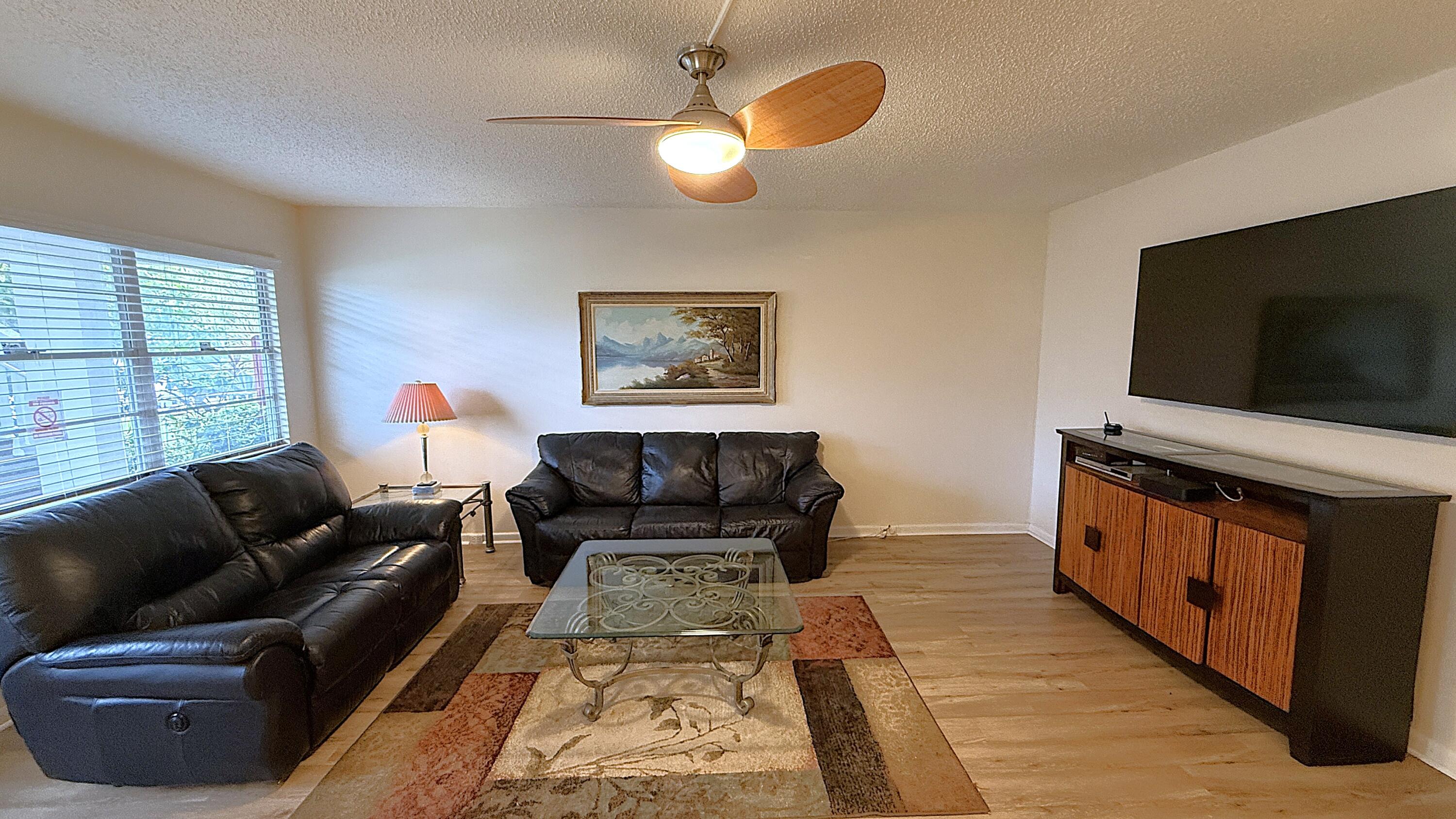 171 Grantham E Property Photo 9