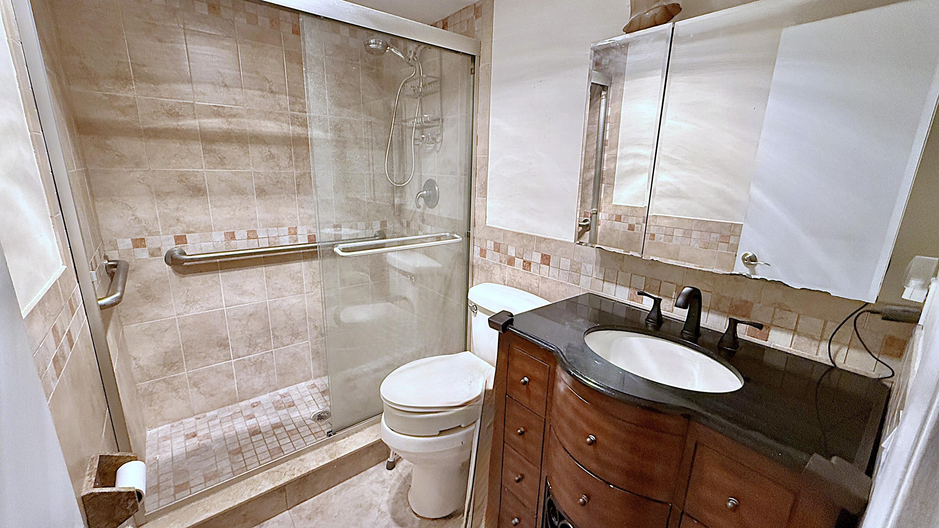 171 Grantham E Property Photo 13