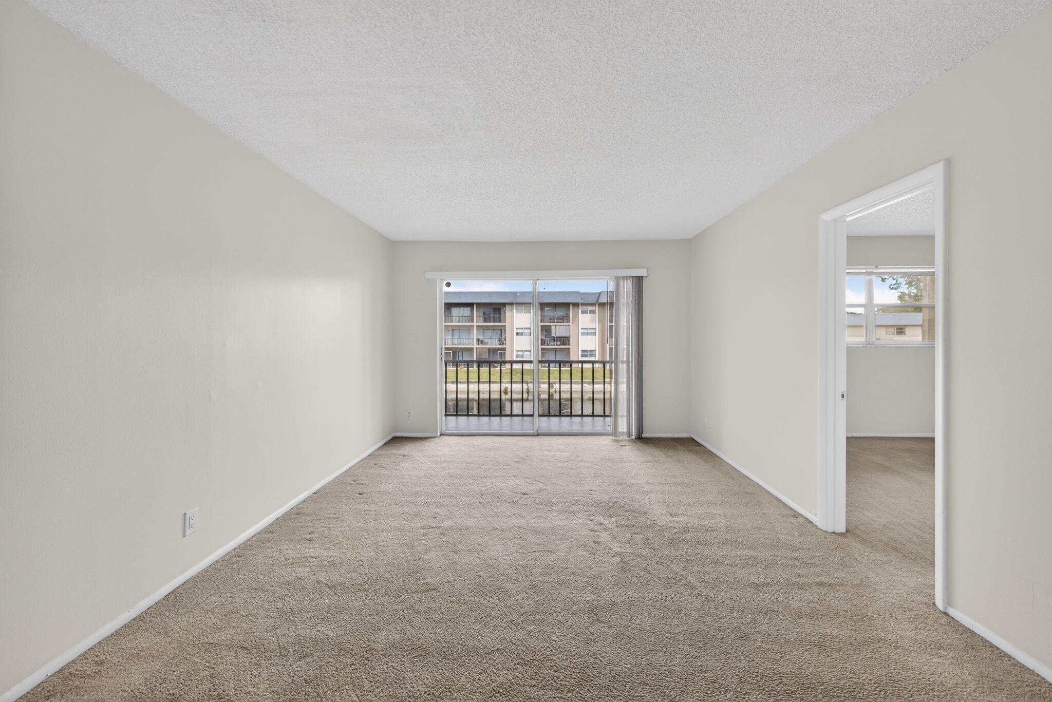 7925 S Colony Circle 203 Property Photo 4