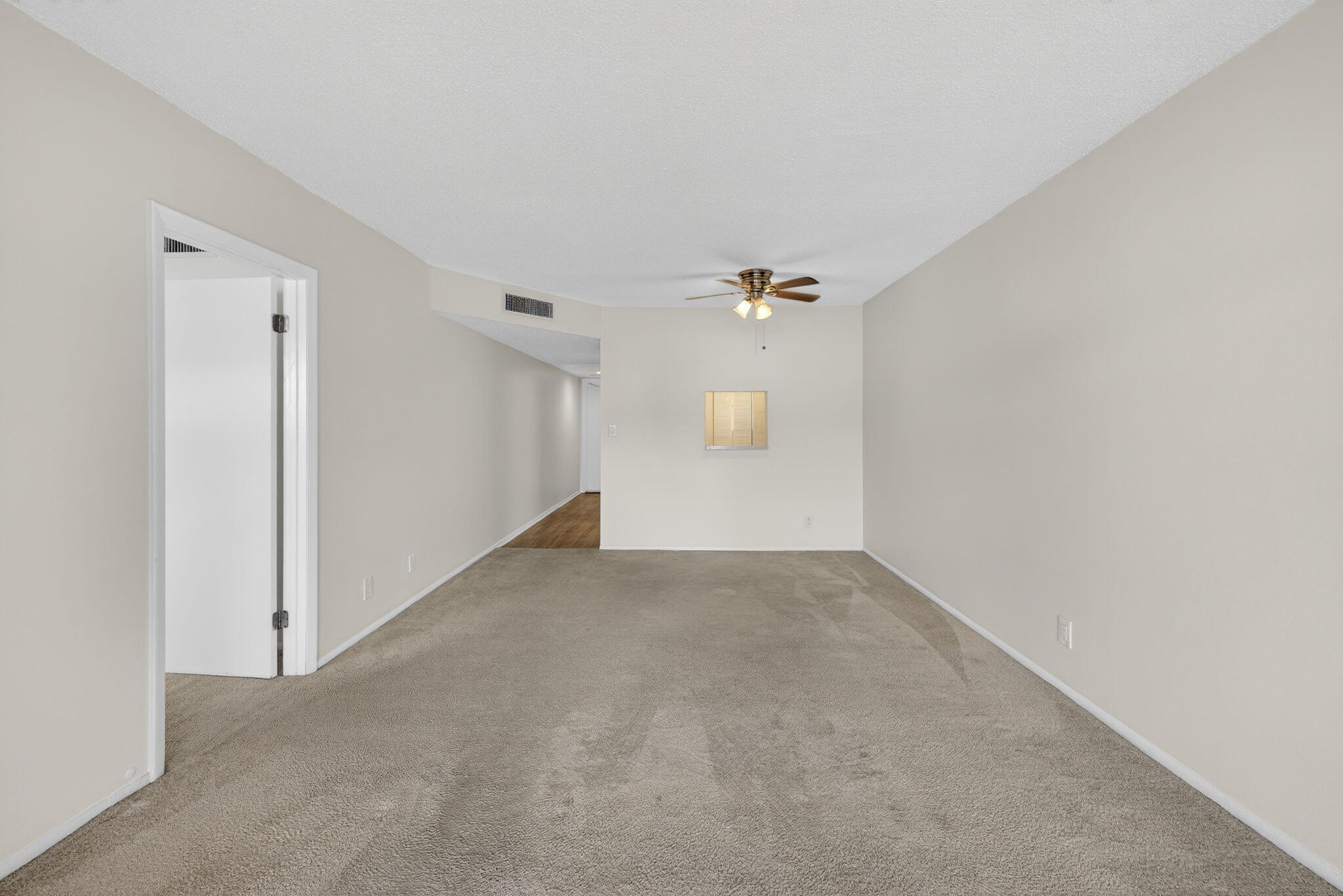 7925 S Colony Circle 203 Property Photo 5