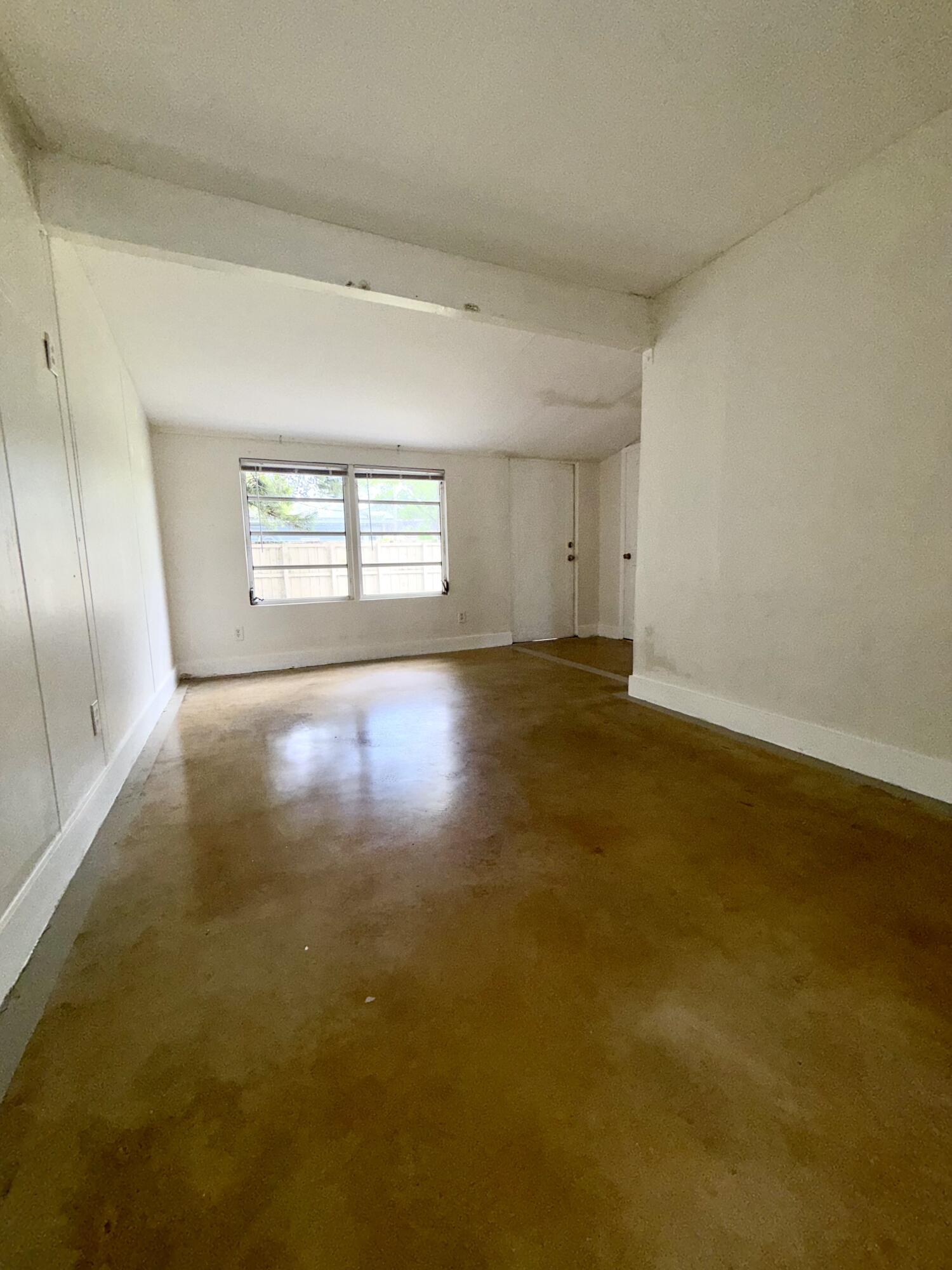 3820 Sw 61st Avenue Property Photo 11