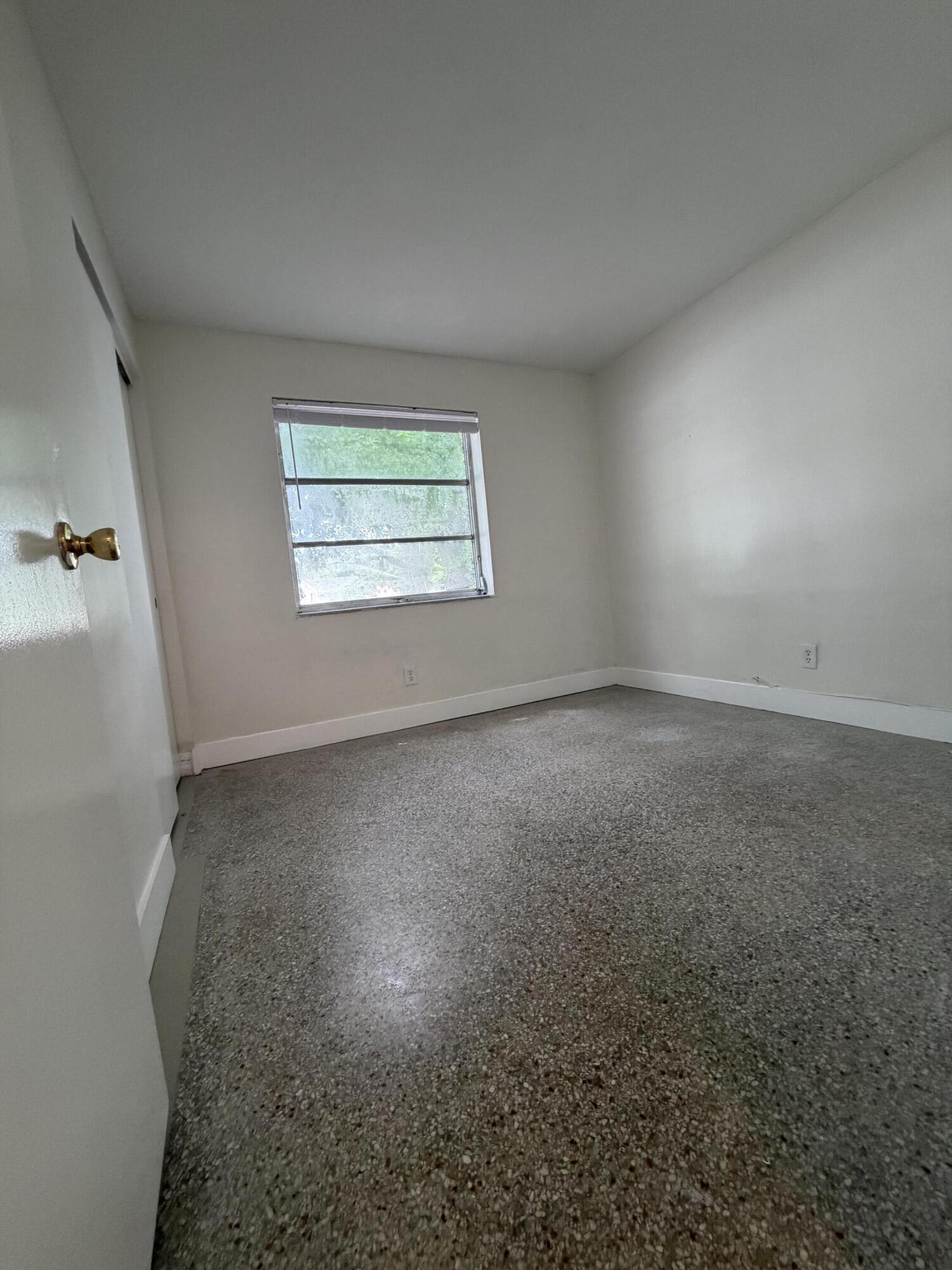3820 Sw 61st Avenue Property Photo 21