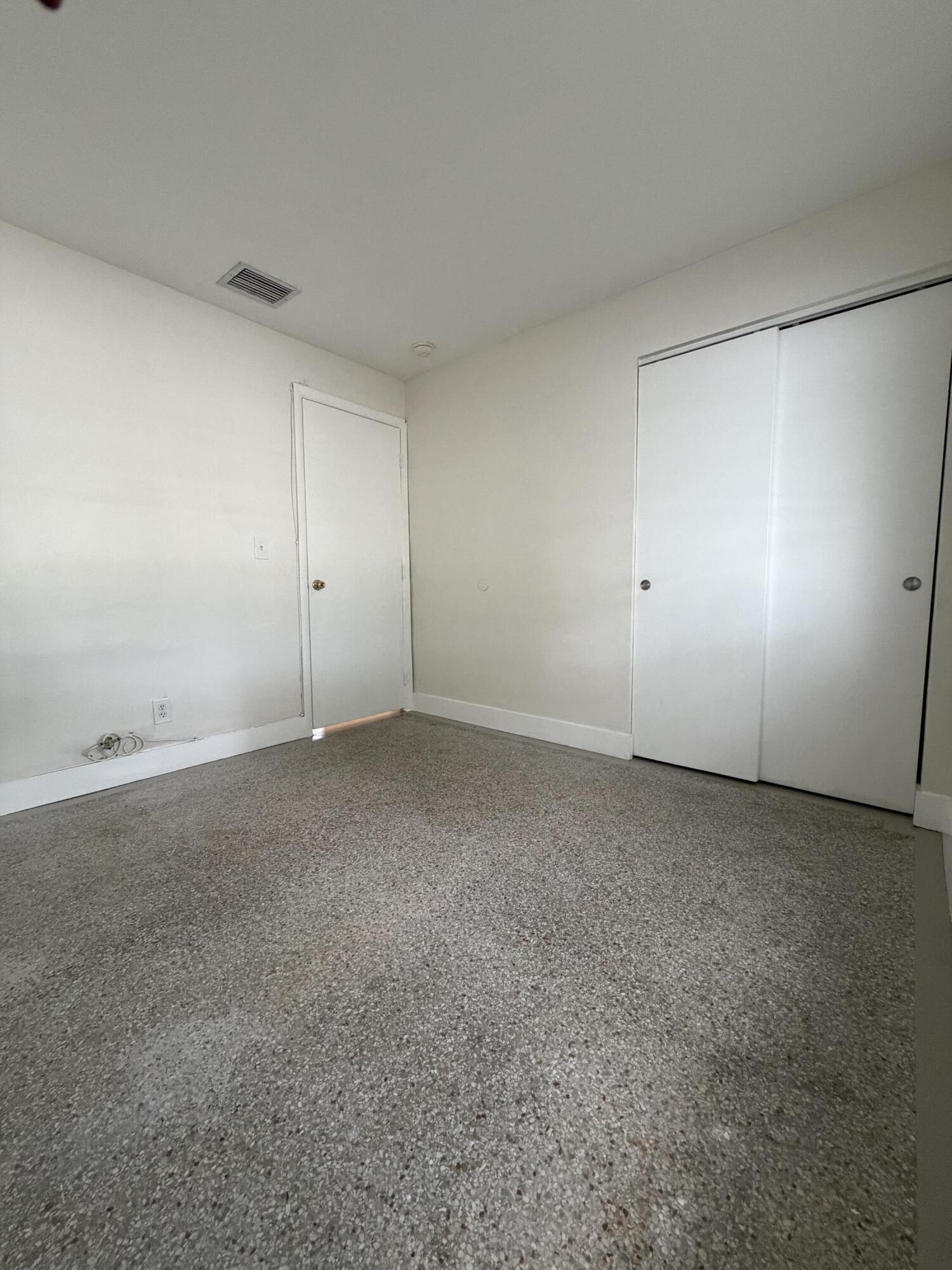 3820 Sw 61st Avenue Property Photo 23