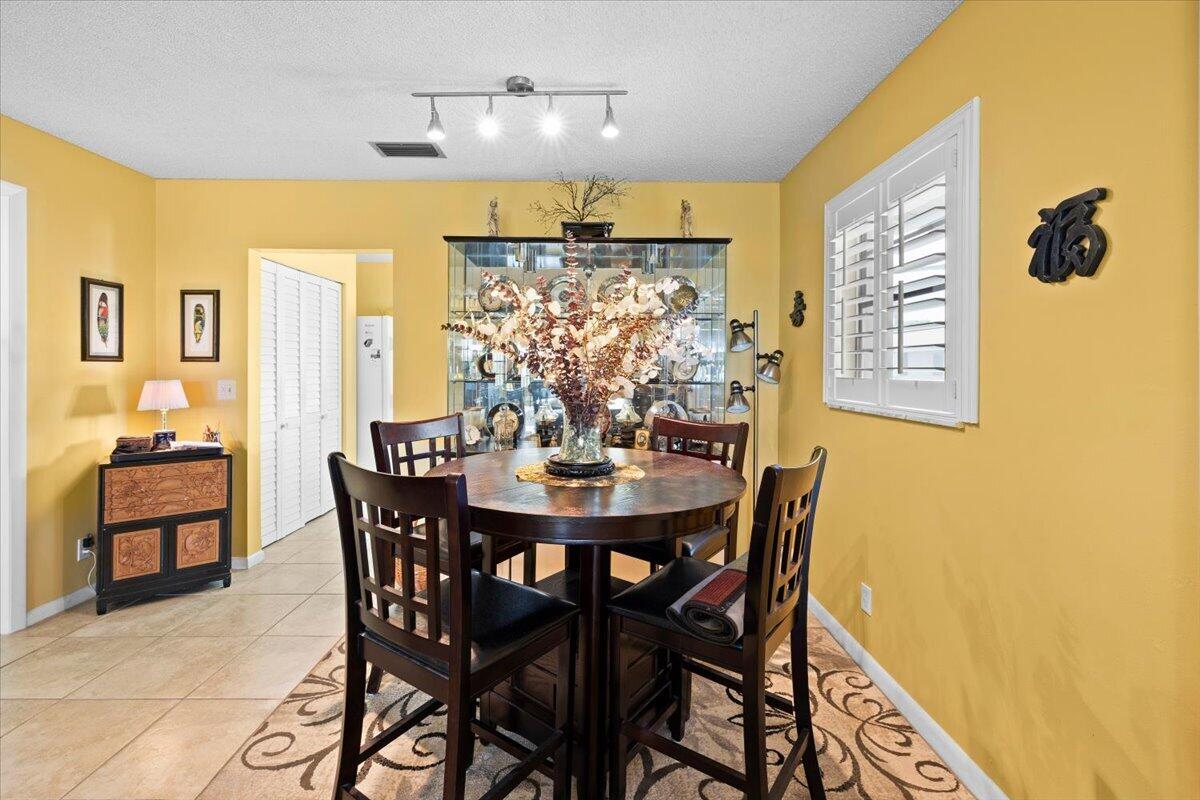 122 Mockingbird Lane Property Photo 8