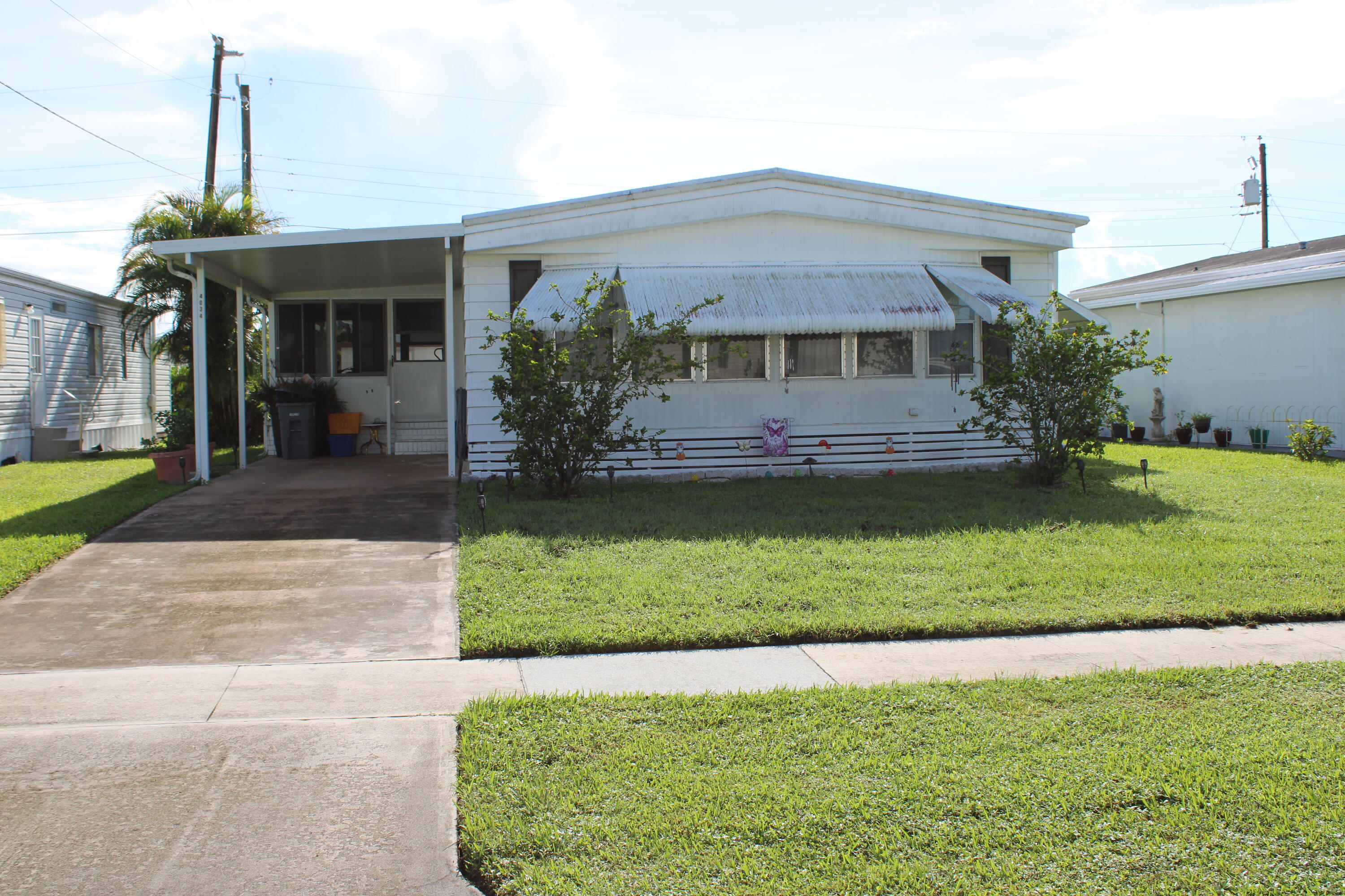 4034 Sandpine Circle Property Photo 1