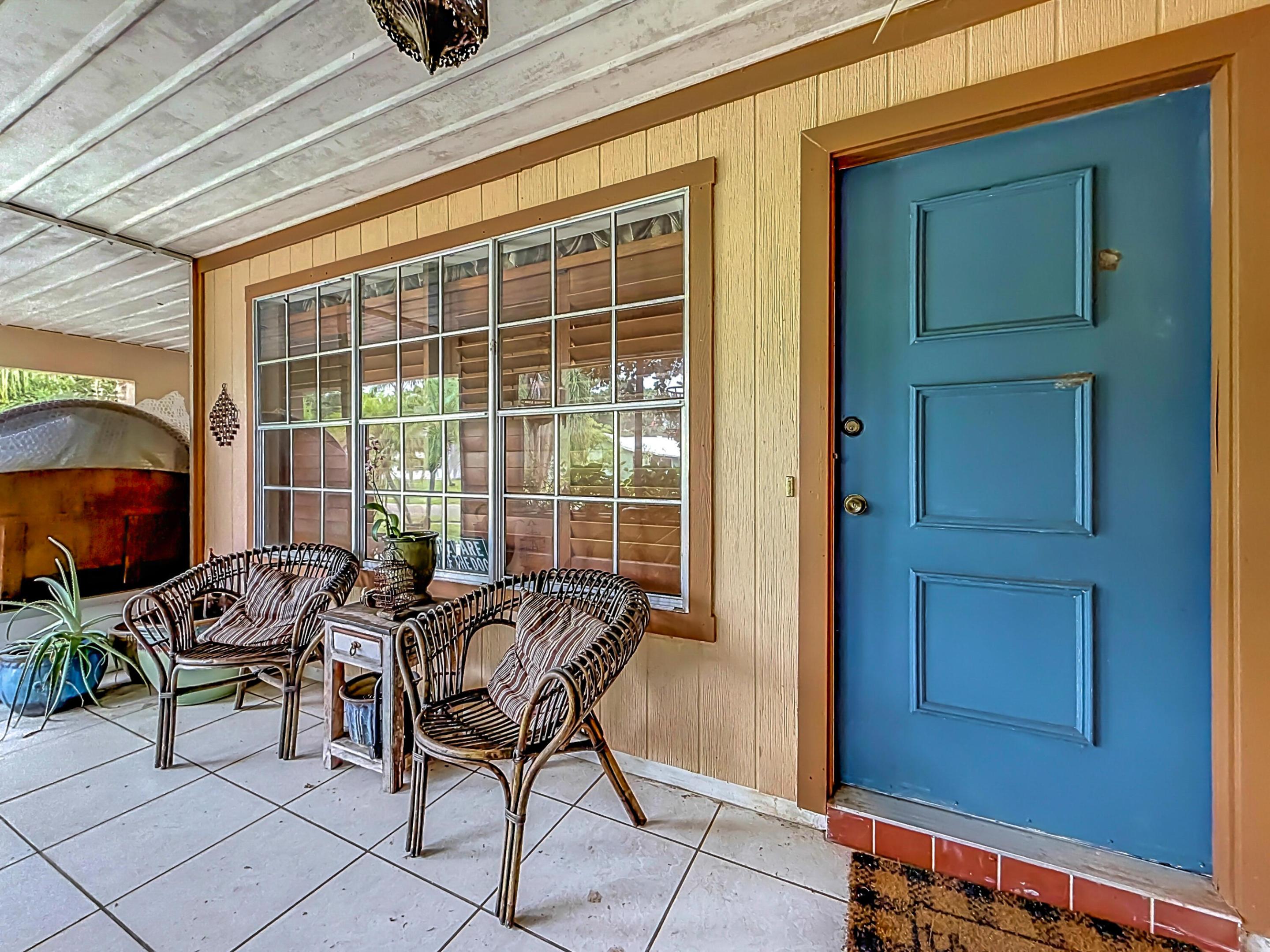 1324 Cromey Road Ne Property Photo 3