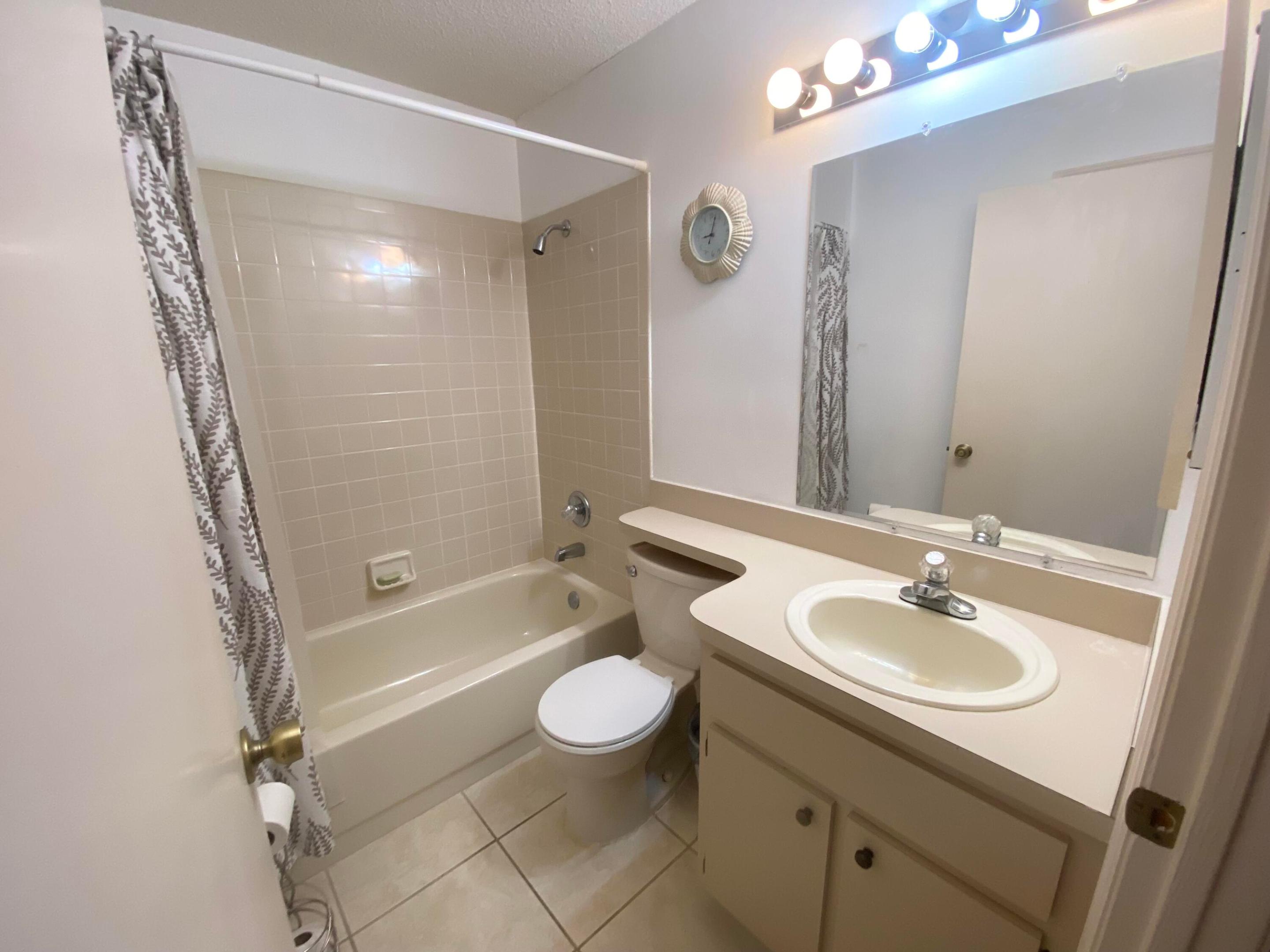4340 Vantage Circle Property Photo 22