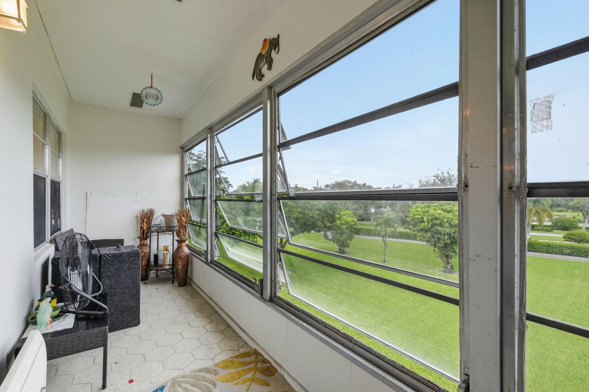 209 Brighton E Property Photo 21