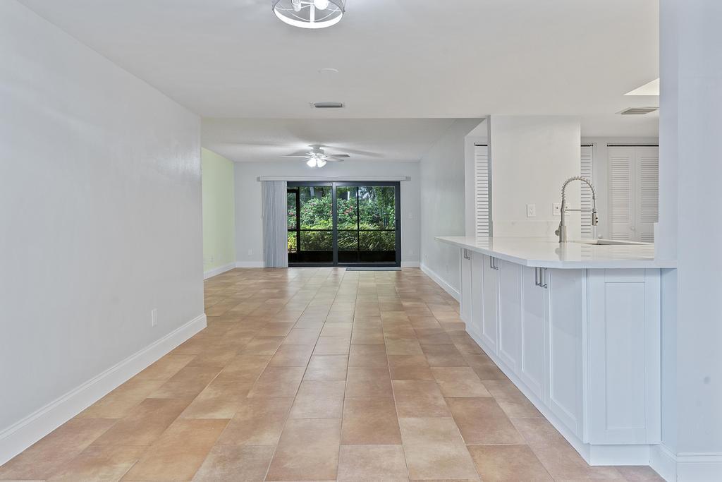 4307 Wood Ride Road Property Photo 10
