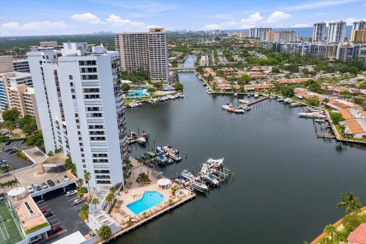 300 THREE ISLANDS Boulevard 312 Property Photo 1