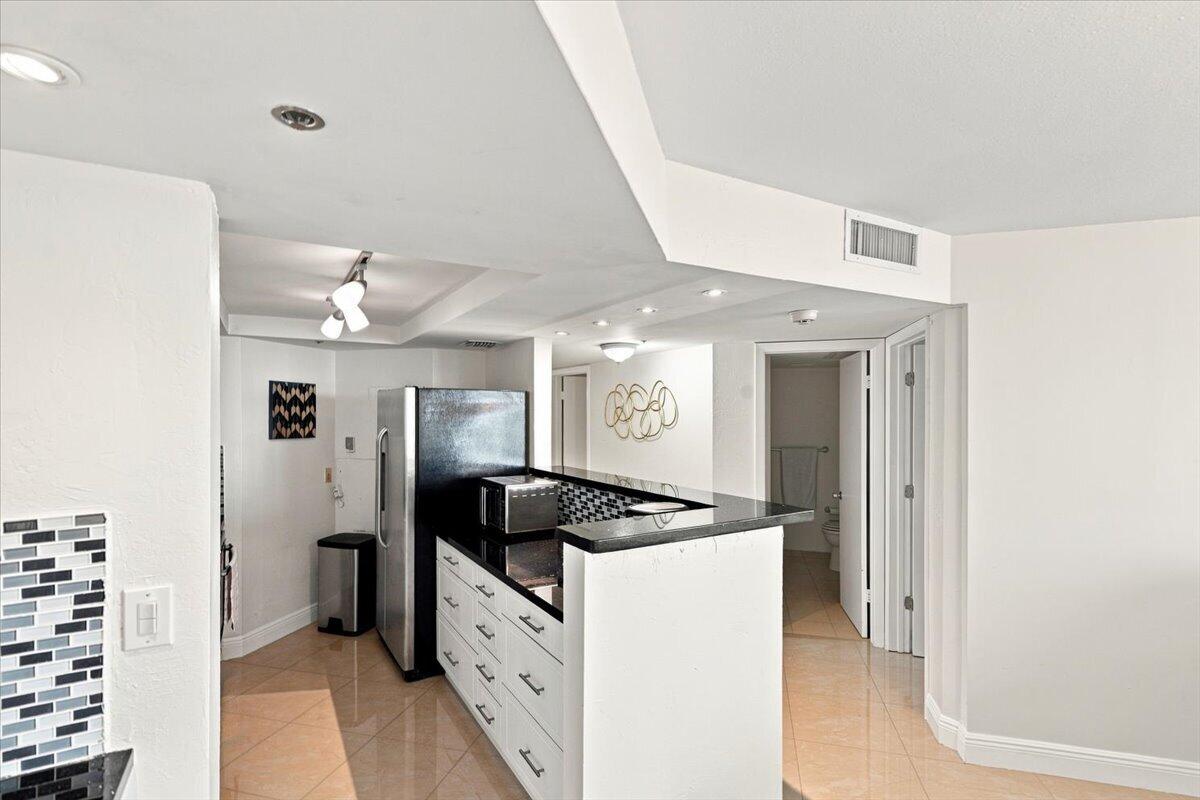 300 Three Islands Boulevard 312 Property Photo 8