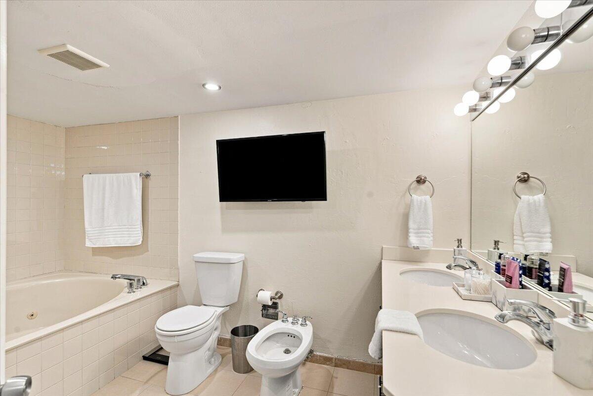 300 Three Islands Boulevard 312 Property Photo 22