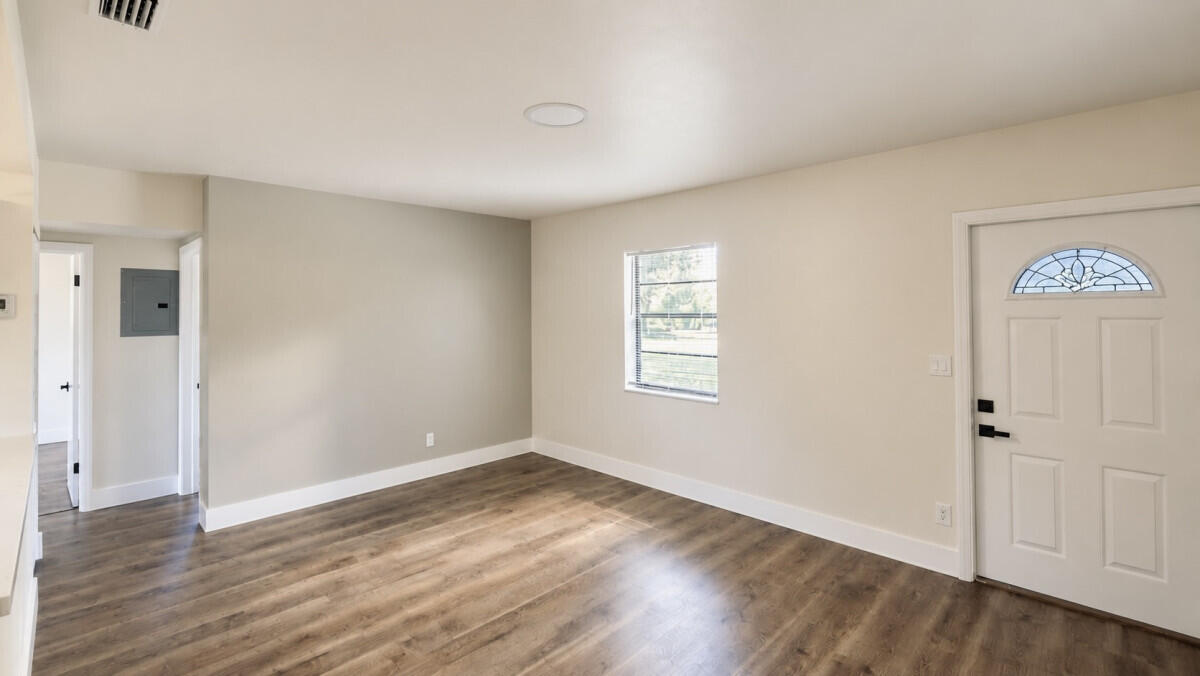 1142 Chateau Park Drive Property Photo 19