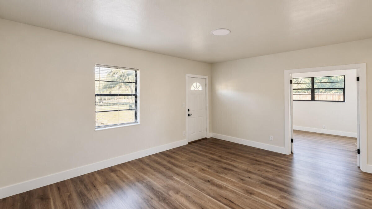 1142 Chateau Park Drive Property Photo 21