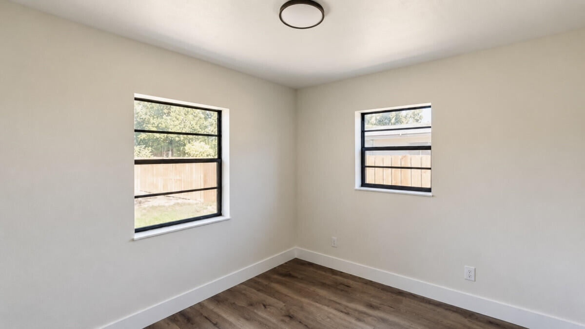 1142 Chateau Park Drive Property Photo 22