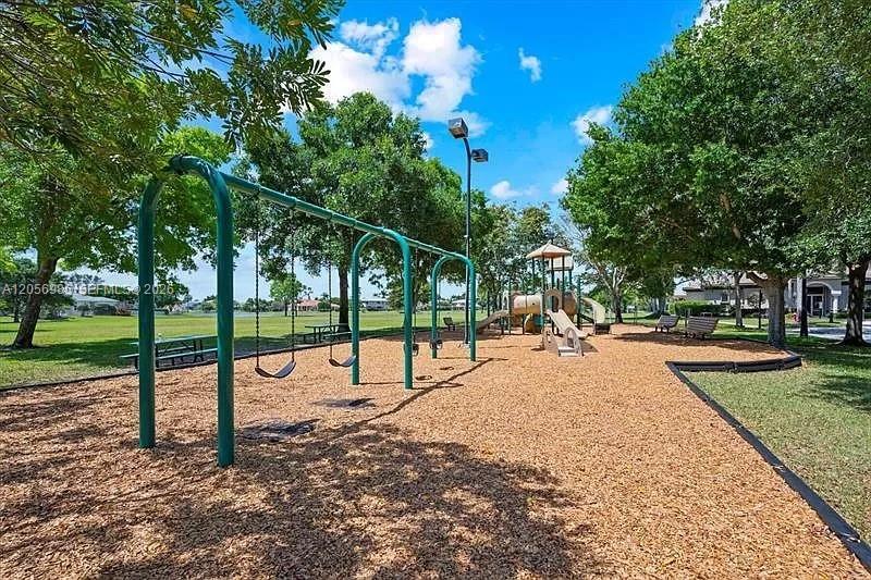 11849 Osprey Point Circle Property Photo 36