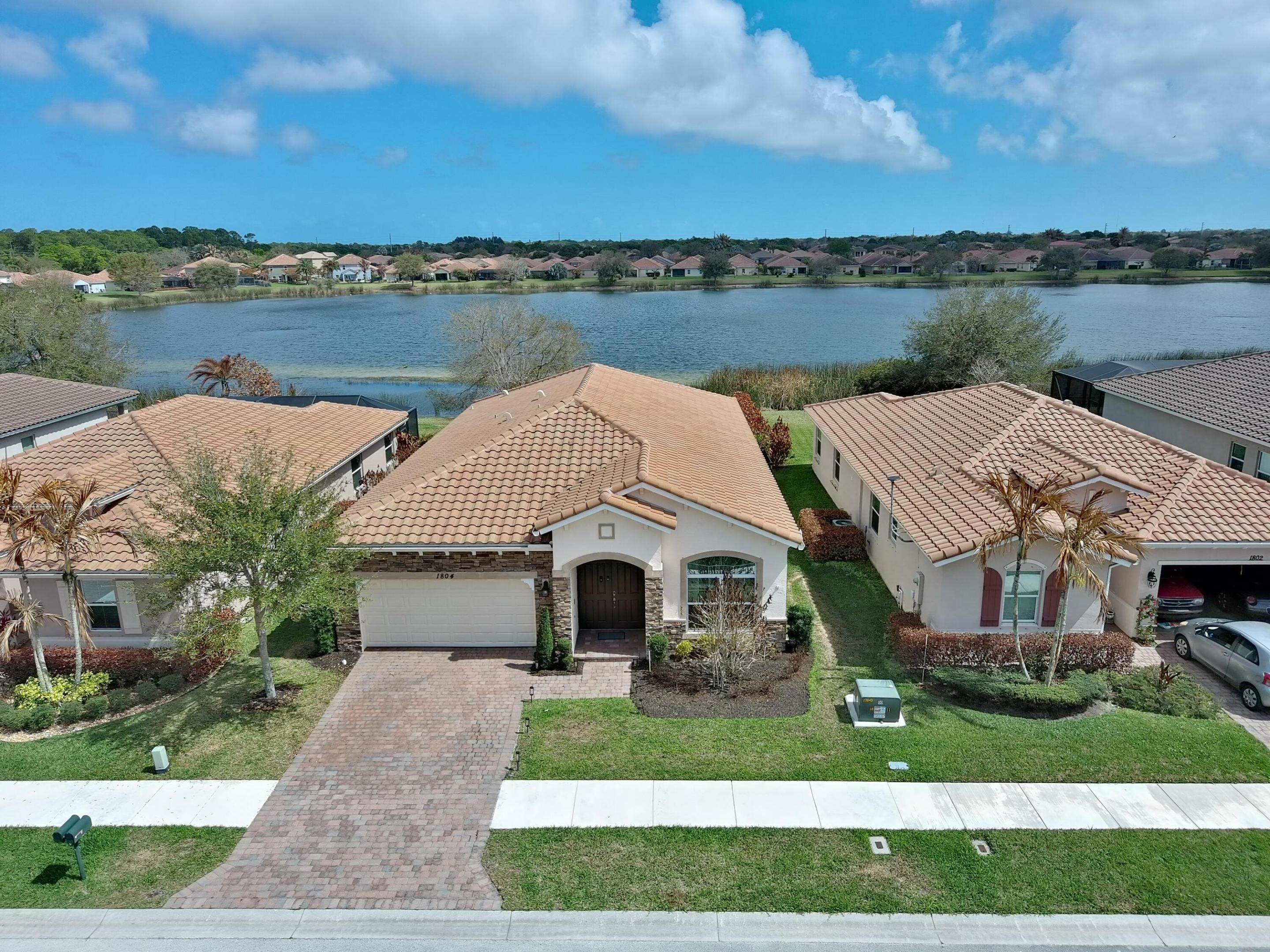 1804 BERKSHIRE Circle SW
