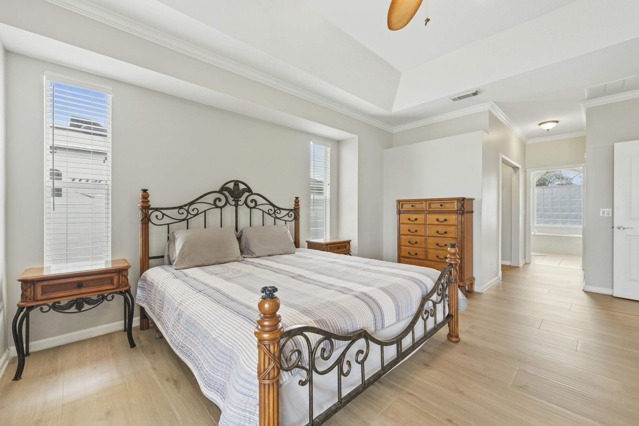 1043 Sw Idol Avenue Property Photo 18