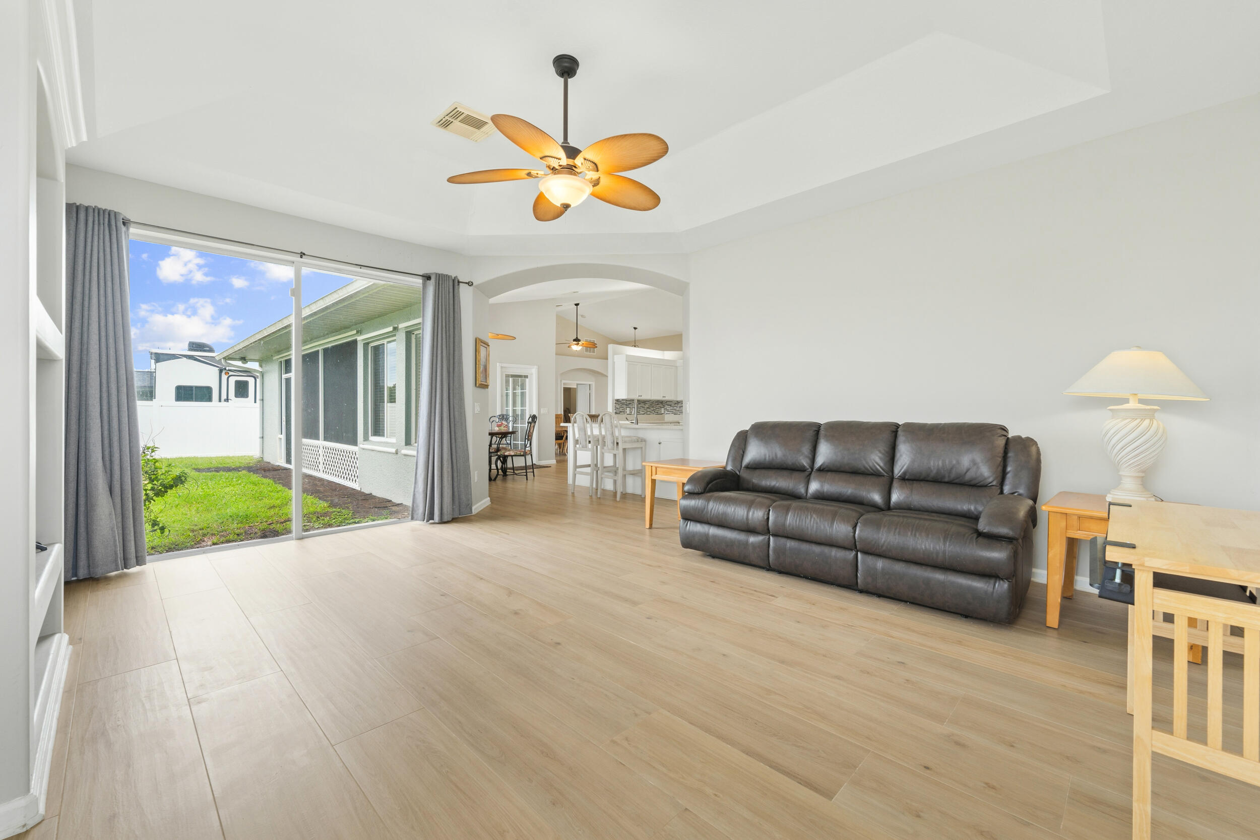 1043 Sw Idol Avenue Property Photo 27