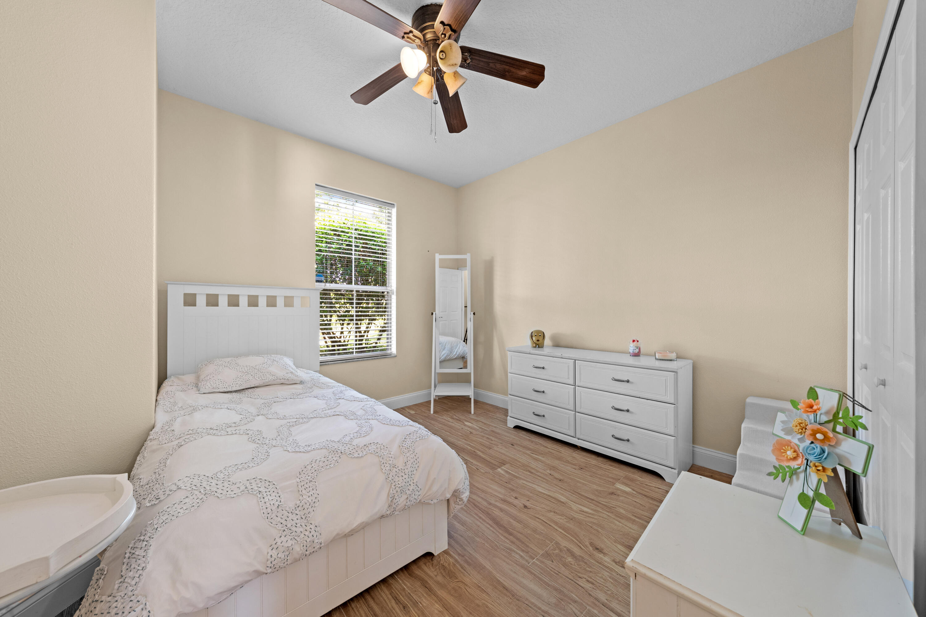 5426 Kumquat Loop Property Photo 24