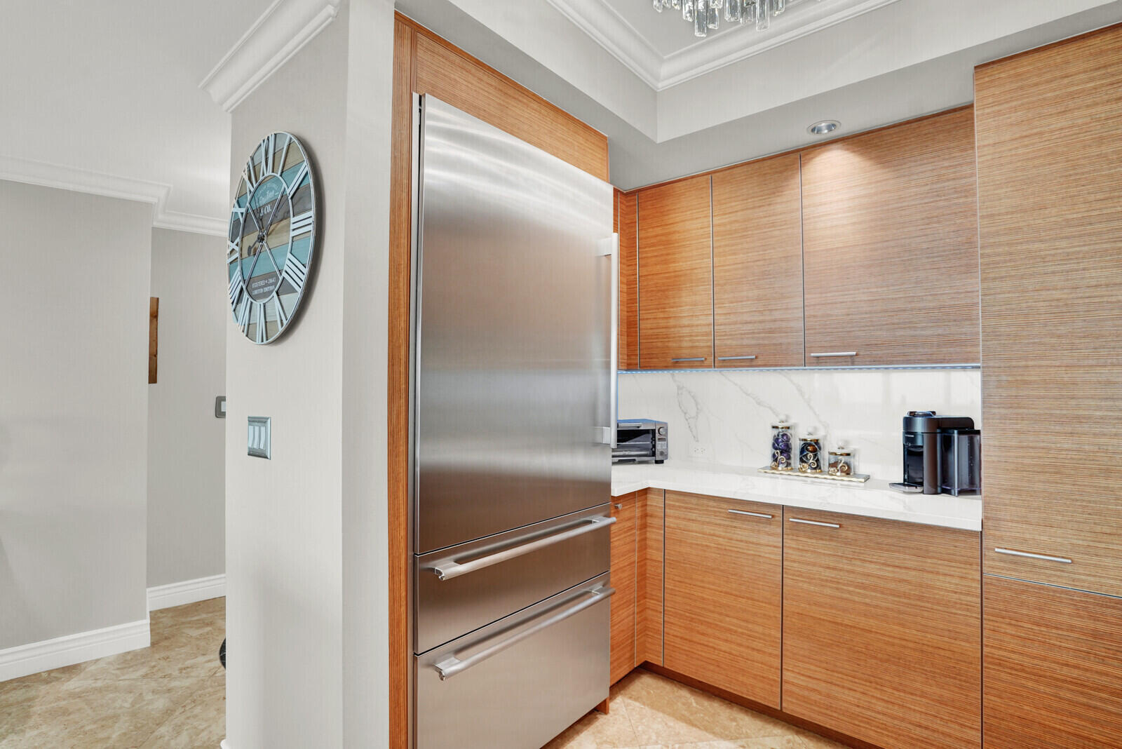 1 N Ocean Boulevard 814 Property Photo 15